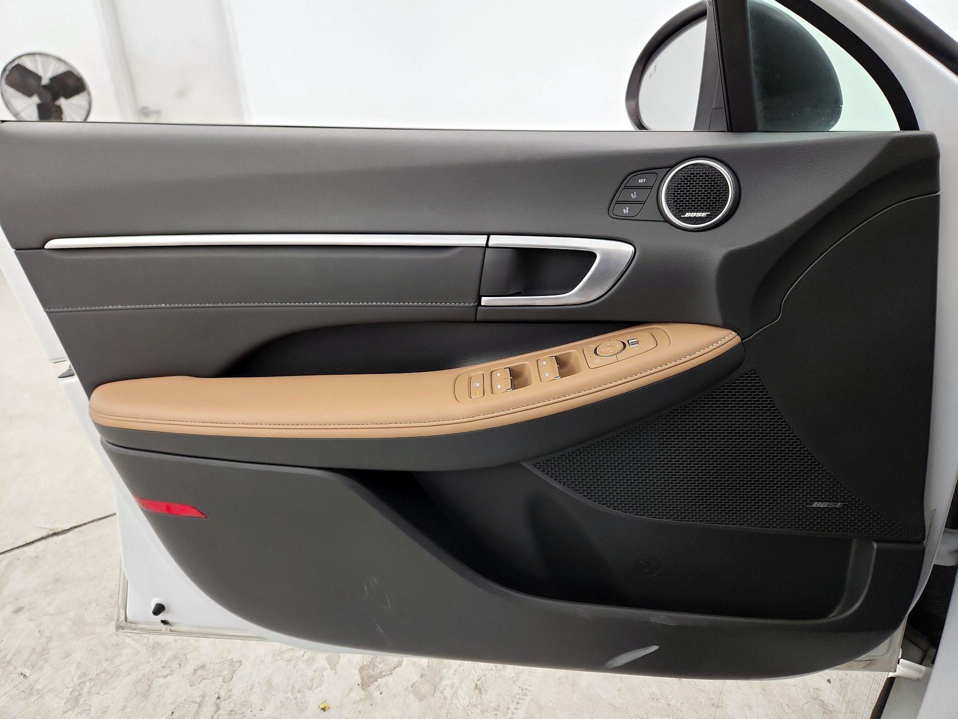 Thumbnail: 2021 Hyundai Sonata - 12