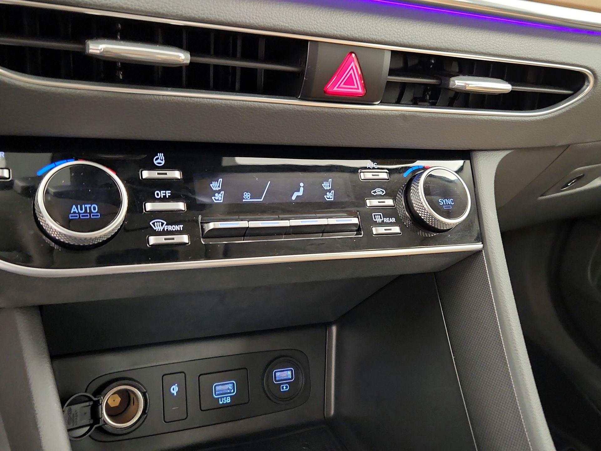 Thumbnail: 2021 Hyundai Sonata - 17