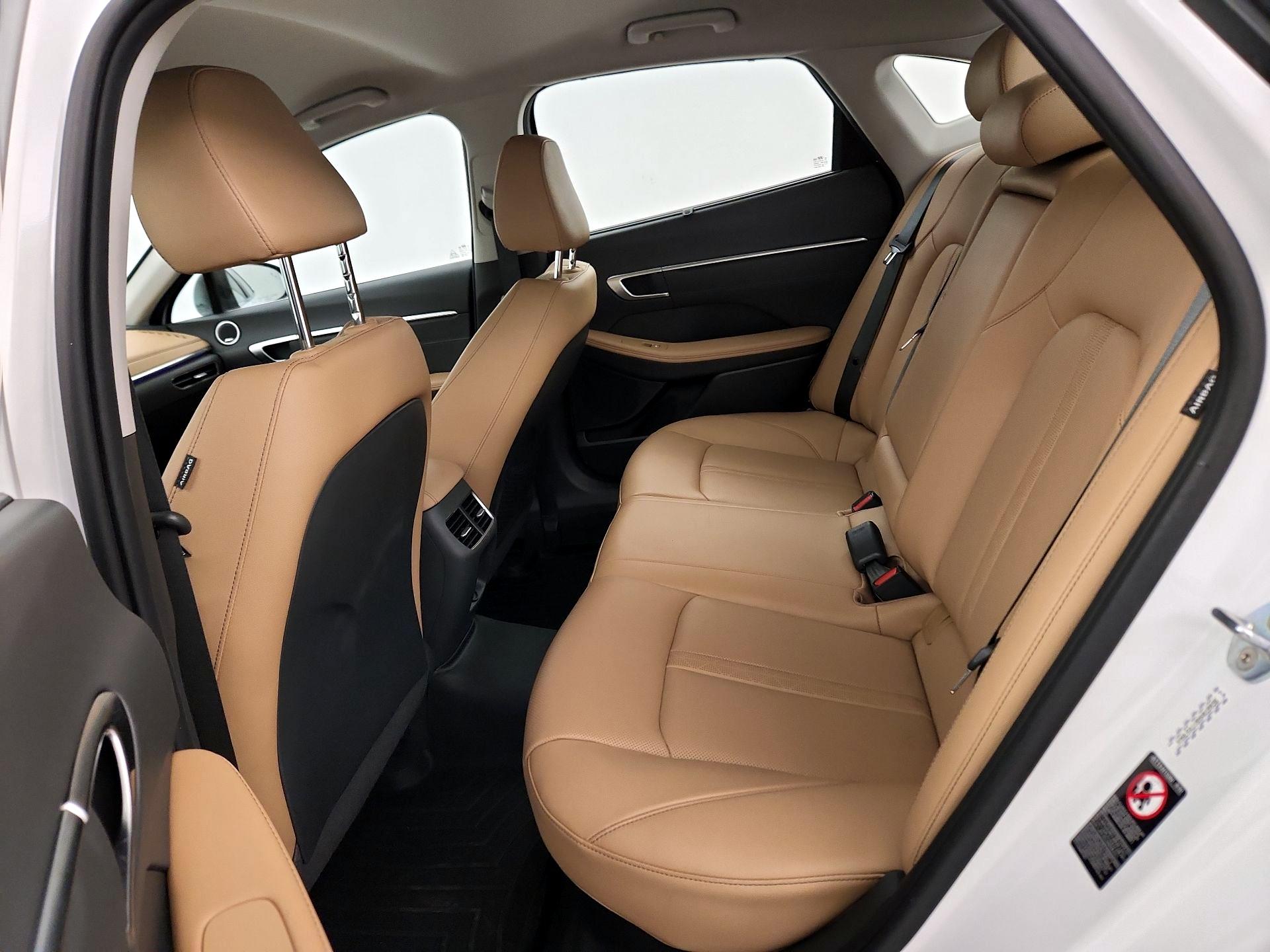 Thumbnail: 2021 Hyundai Sonata - 20