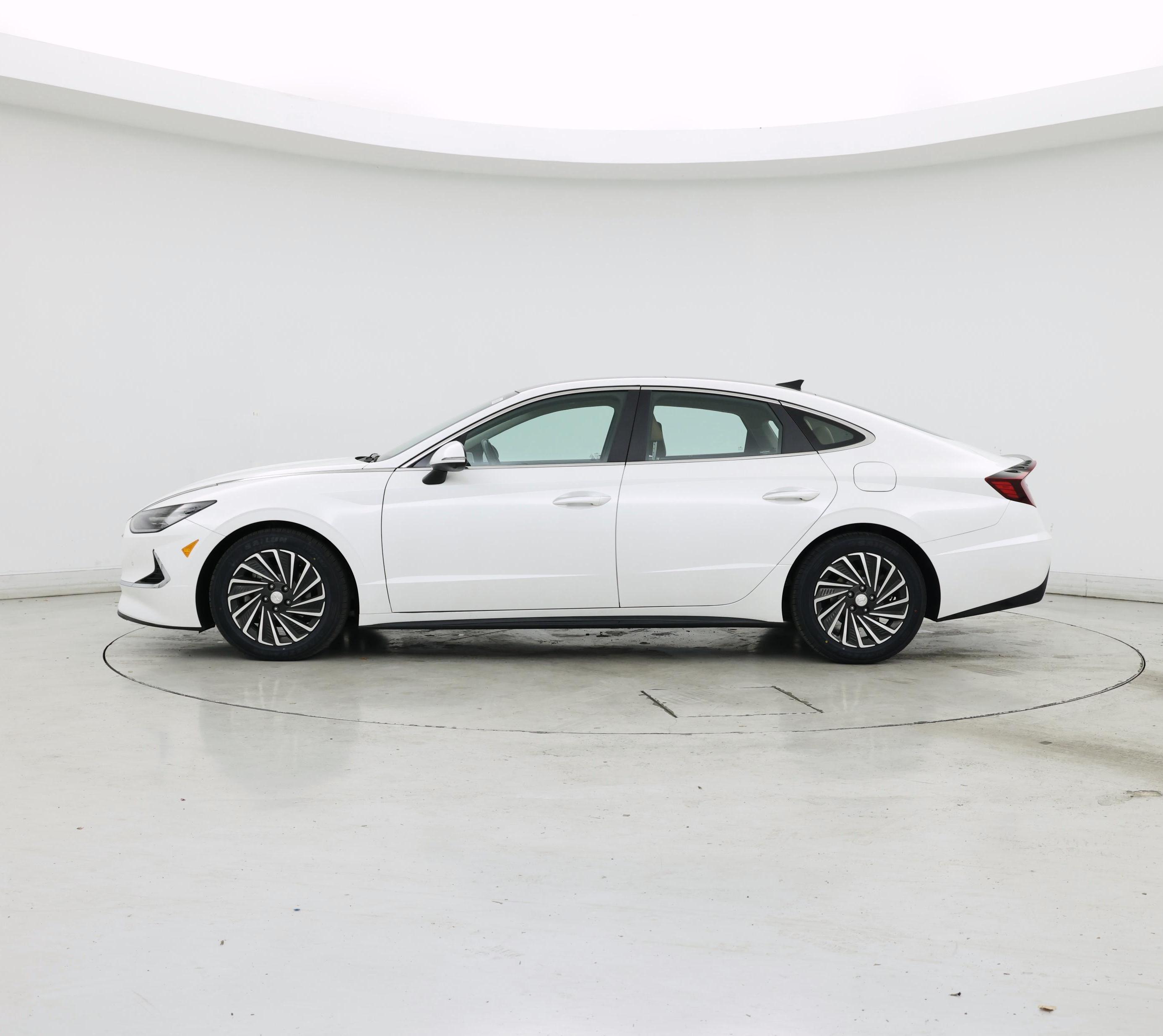 Thumbnail: 2021 Hyundai Sonata - 3