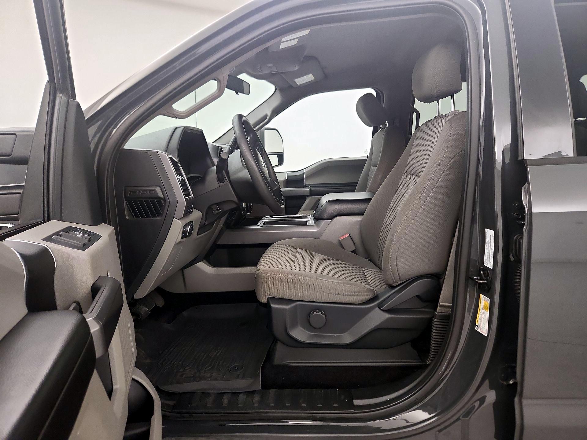 Thumbnail: 2017 Ford F-150 - 11