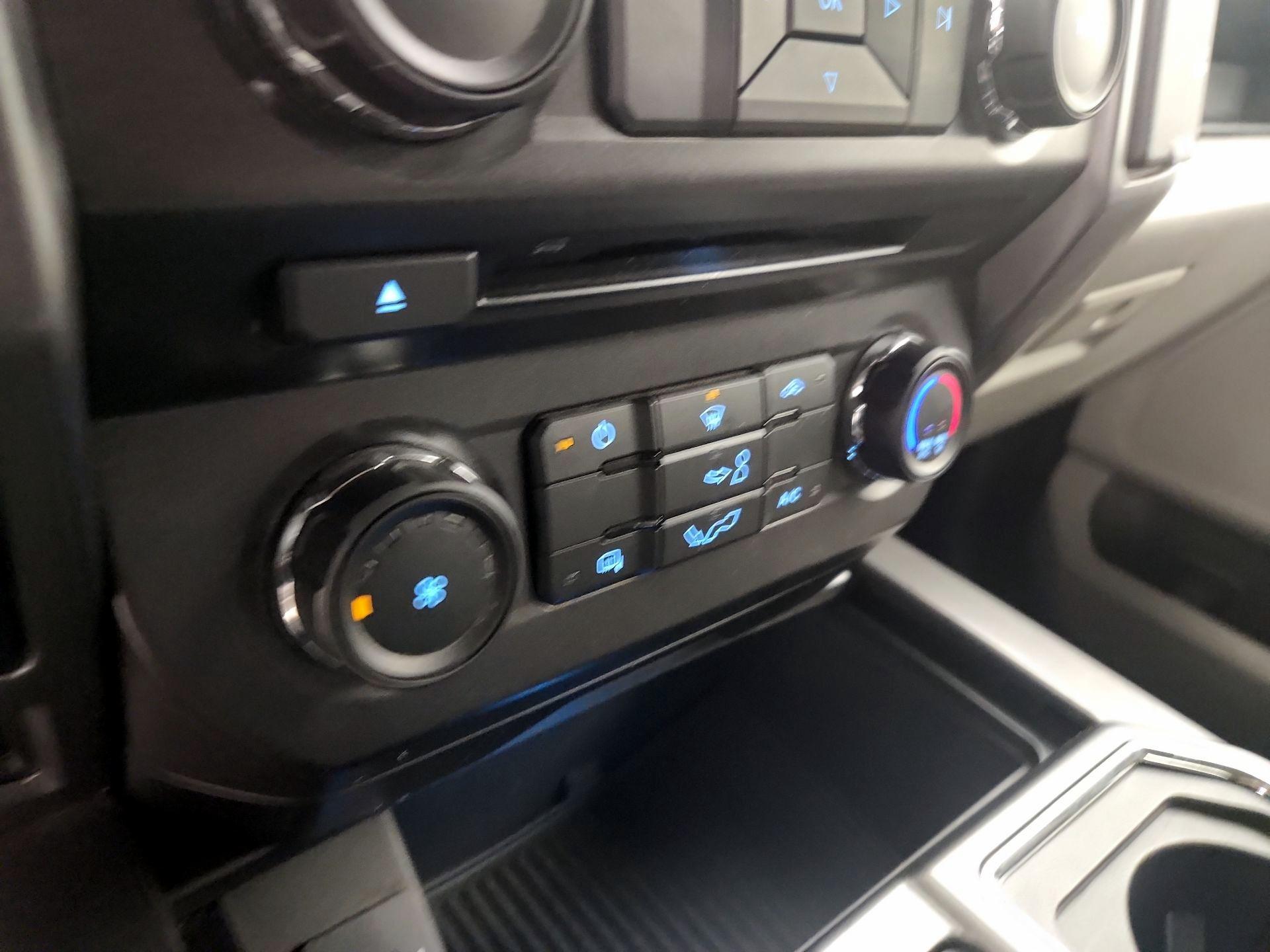 Thumbnail: 2017 Ford F-150 - 16