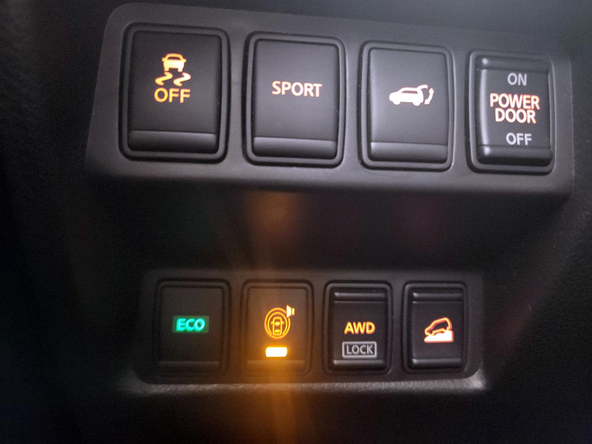 Thumbnail: 2016 Nissan Rogue - 13