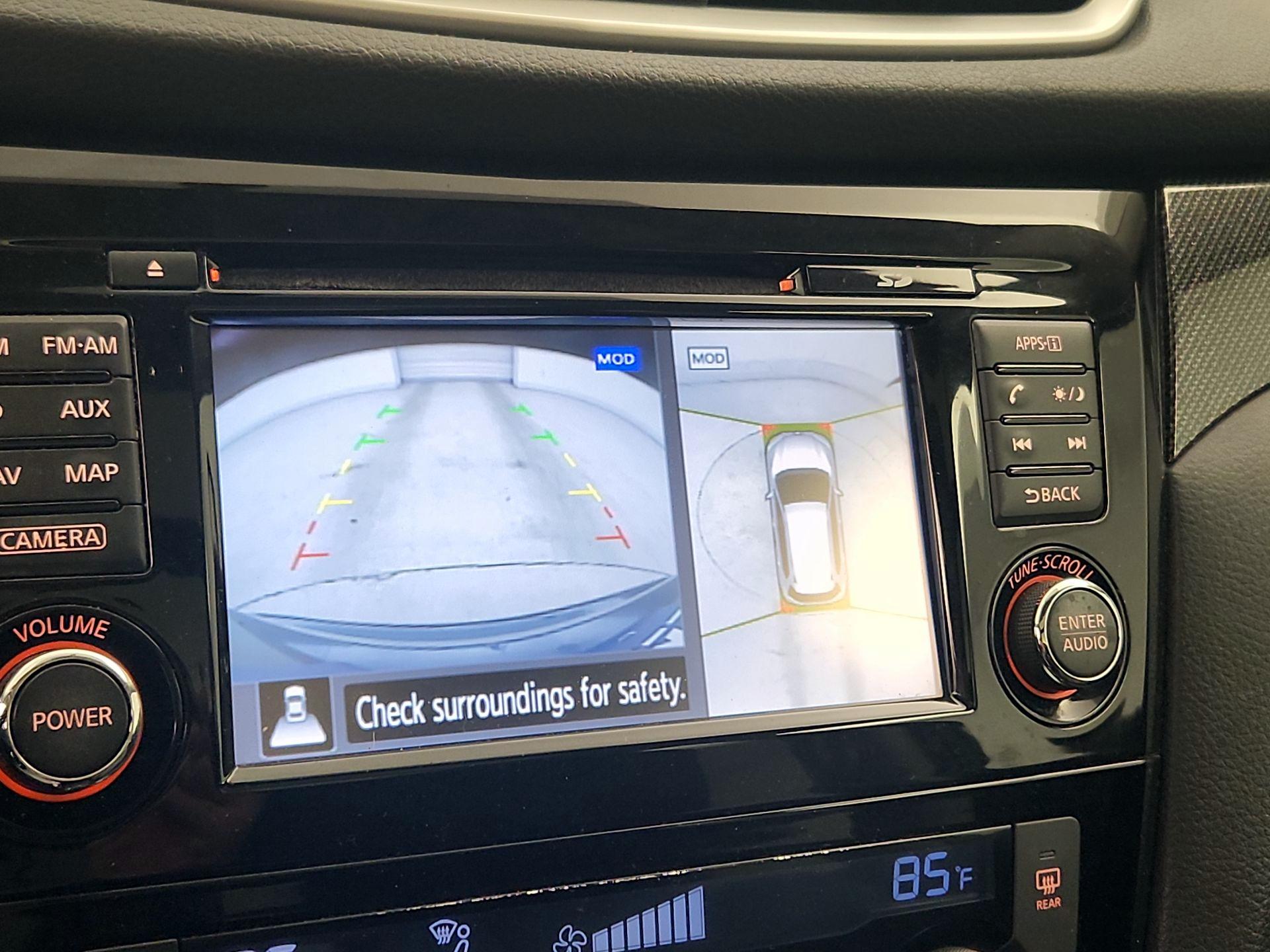 Thumbnail: 2016 Nissan Rogue - 15