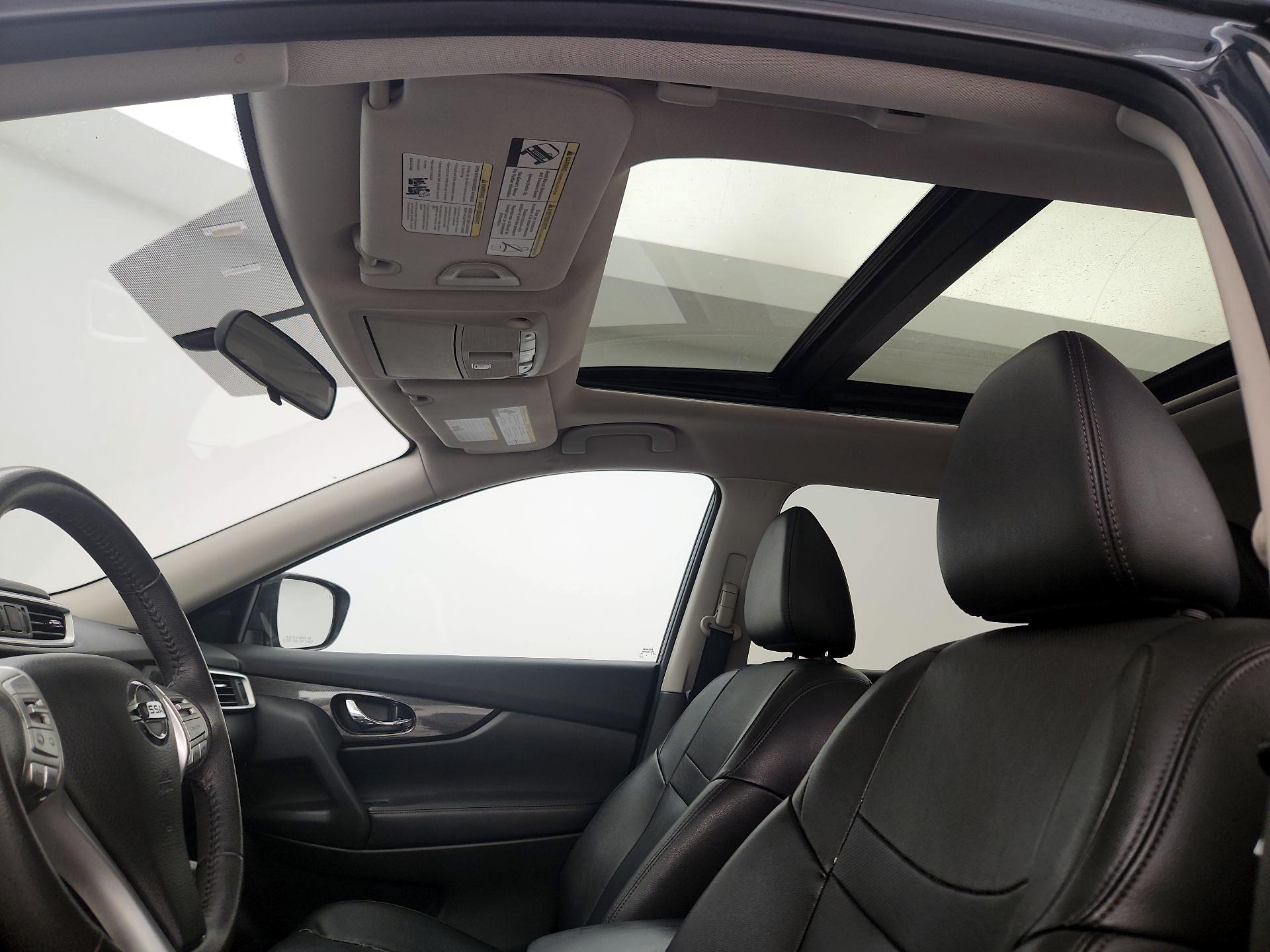 Thumbnail: 2016 Nissan Rogue - 20