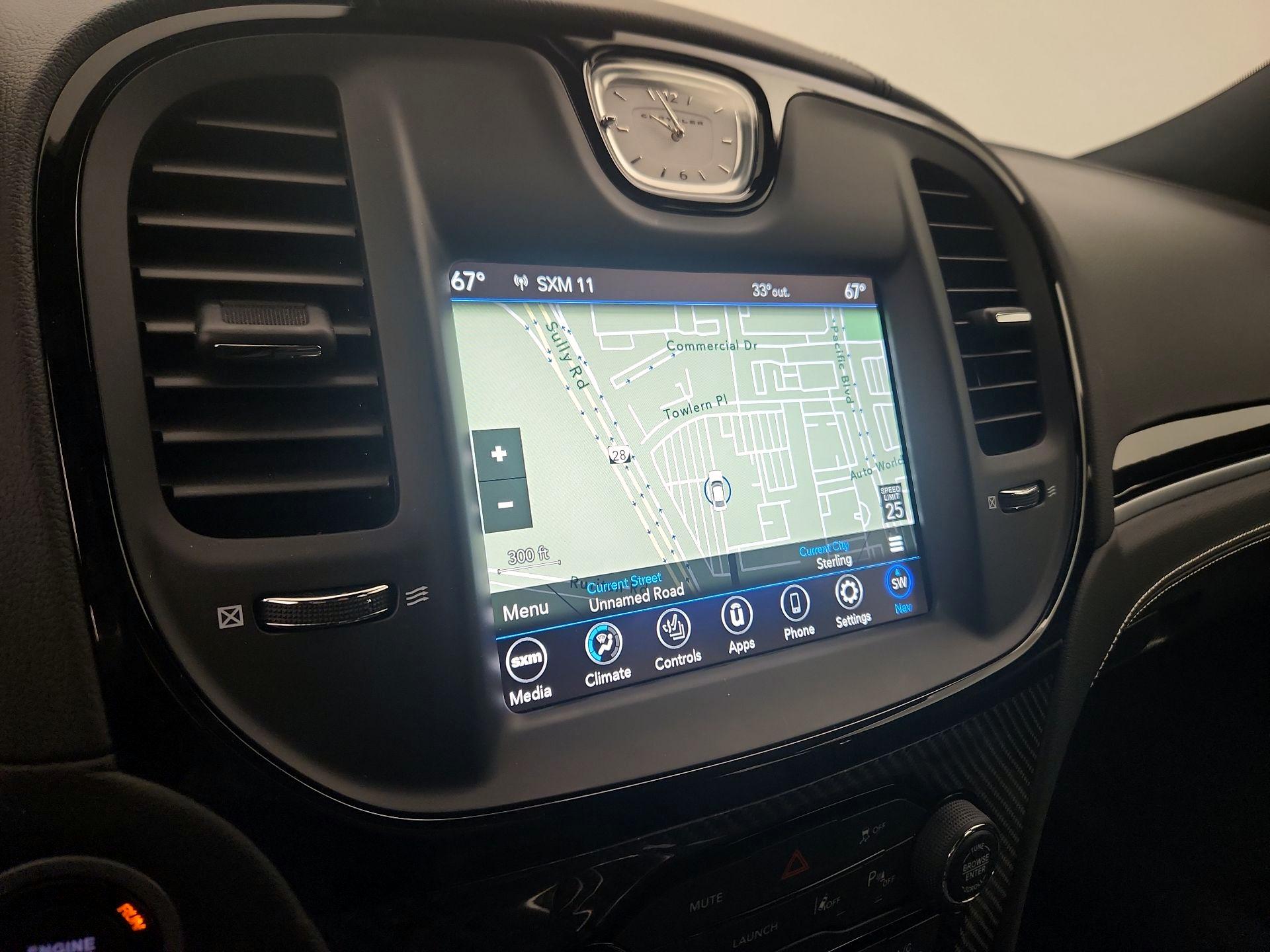 Thumbnail: 2023 Chrysler 300 - 14