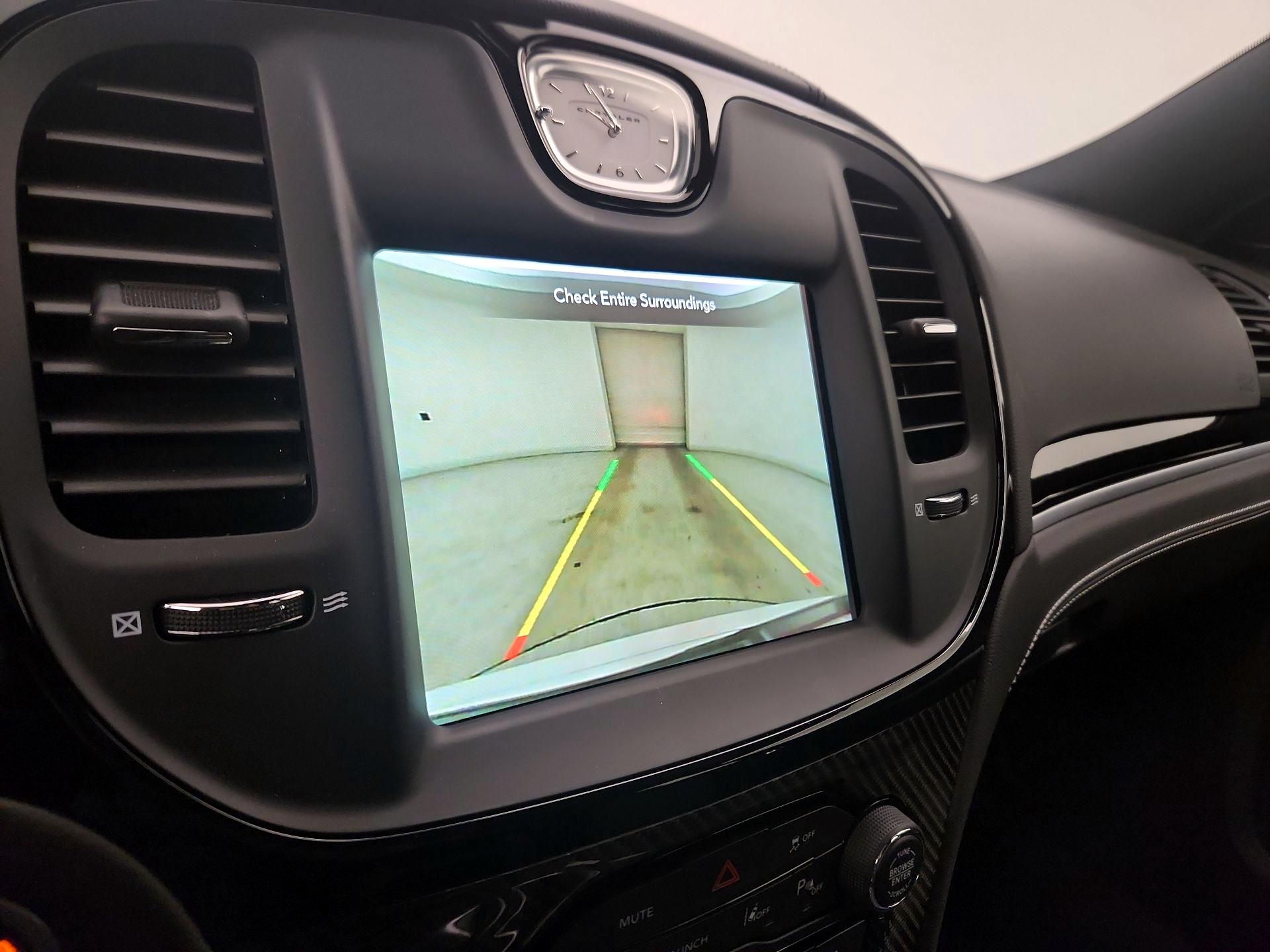 Thumbnail: 2023 Chrysler 300 - 15