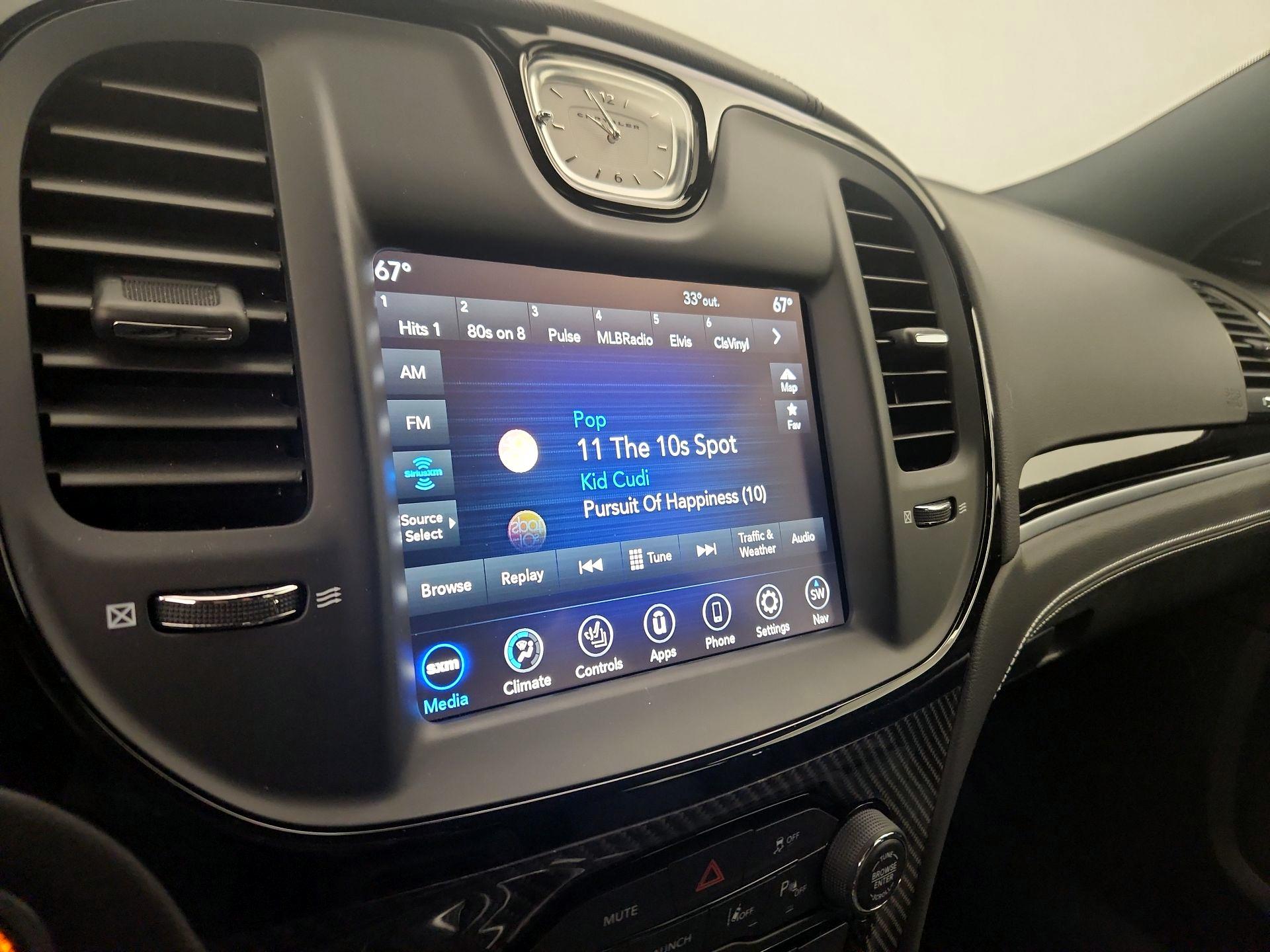 Thumbnail: 2023 Chrysler 300 - 16