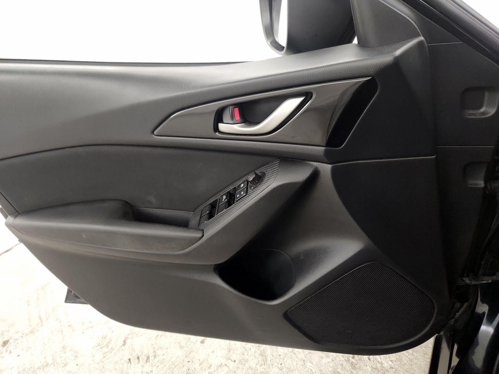 Thumbnail: 2014 Mazda Mazda3 - 12