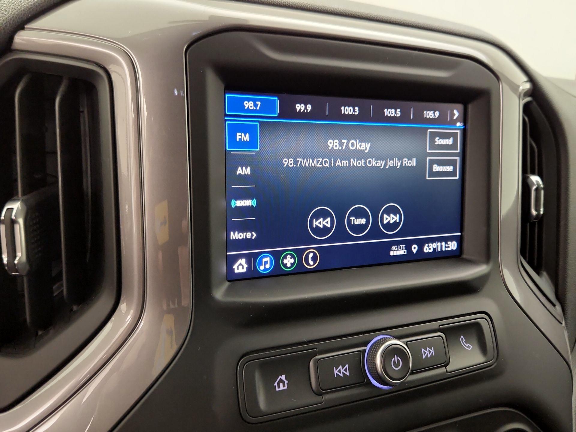 Thumbnail: 2021 Chevrolet Silverado 1500 - 15