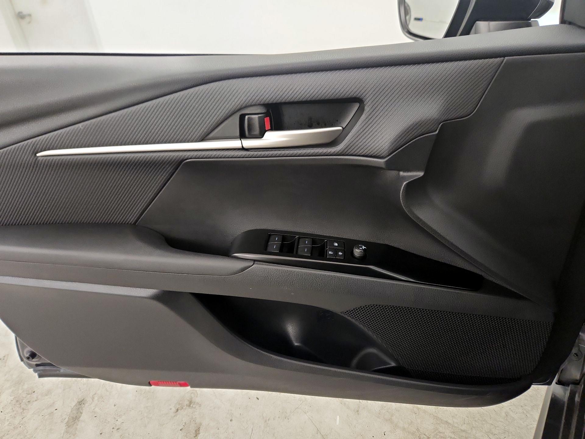 Thumbnail: 2025 Toyota Camry - 12