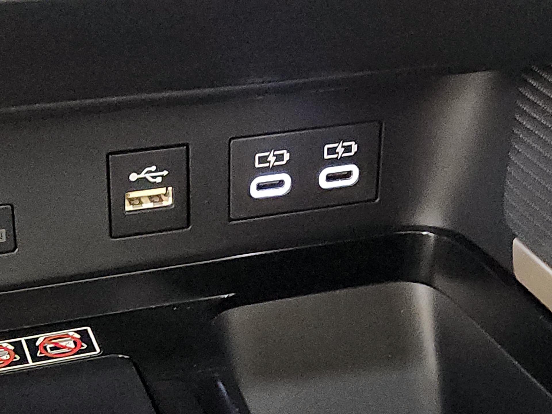 Thumbnail: 2025 Toyota Camry - 19