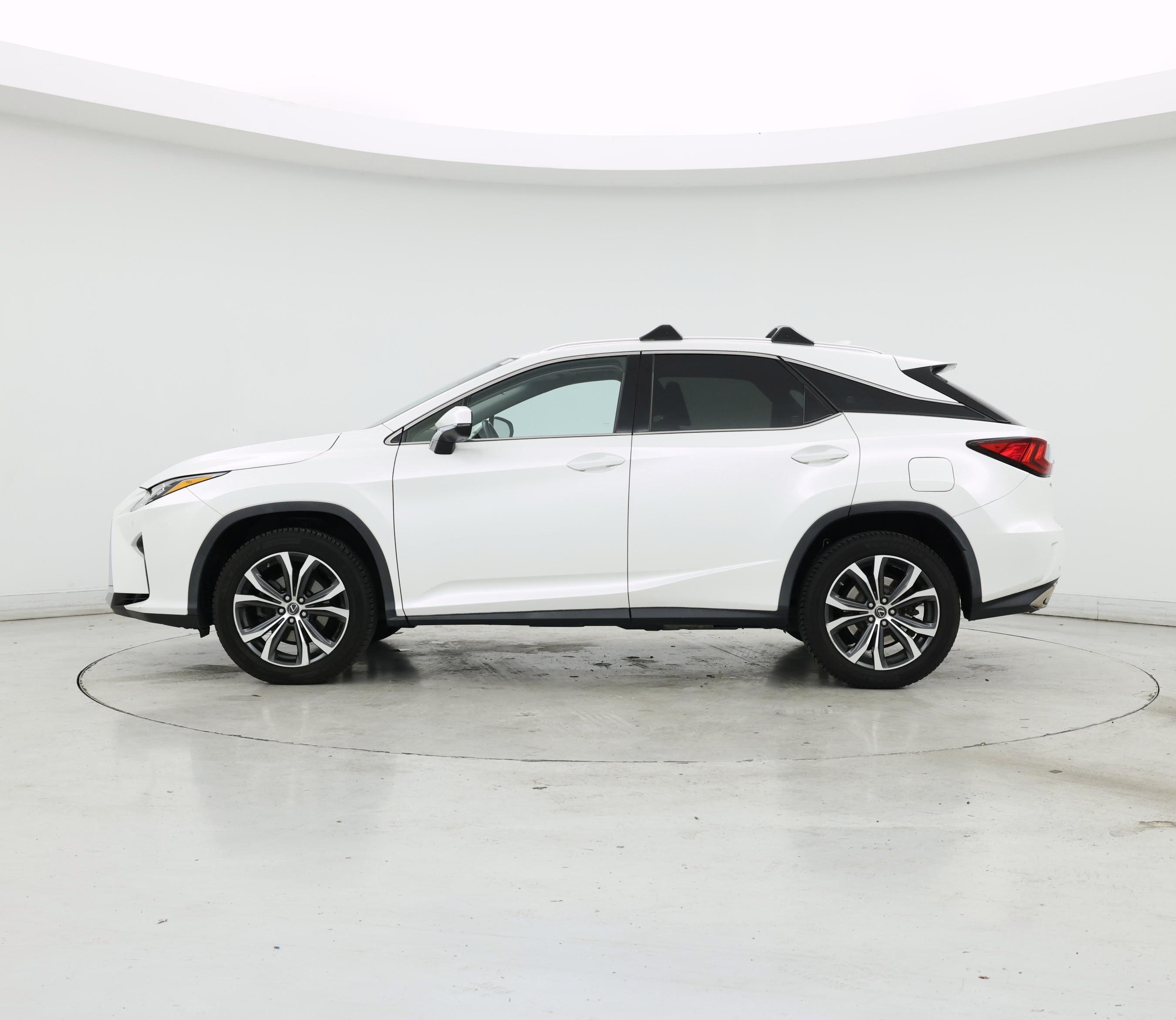 Thumbnail: 2019 Lexus RX - 3