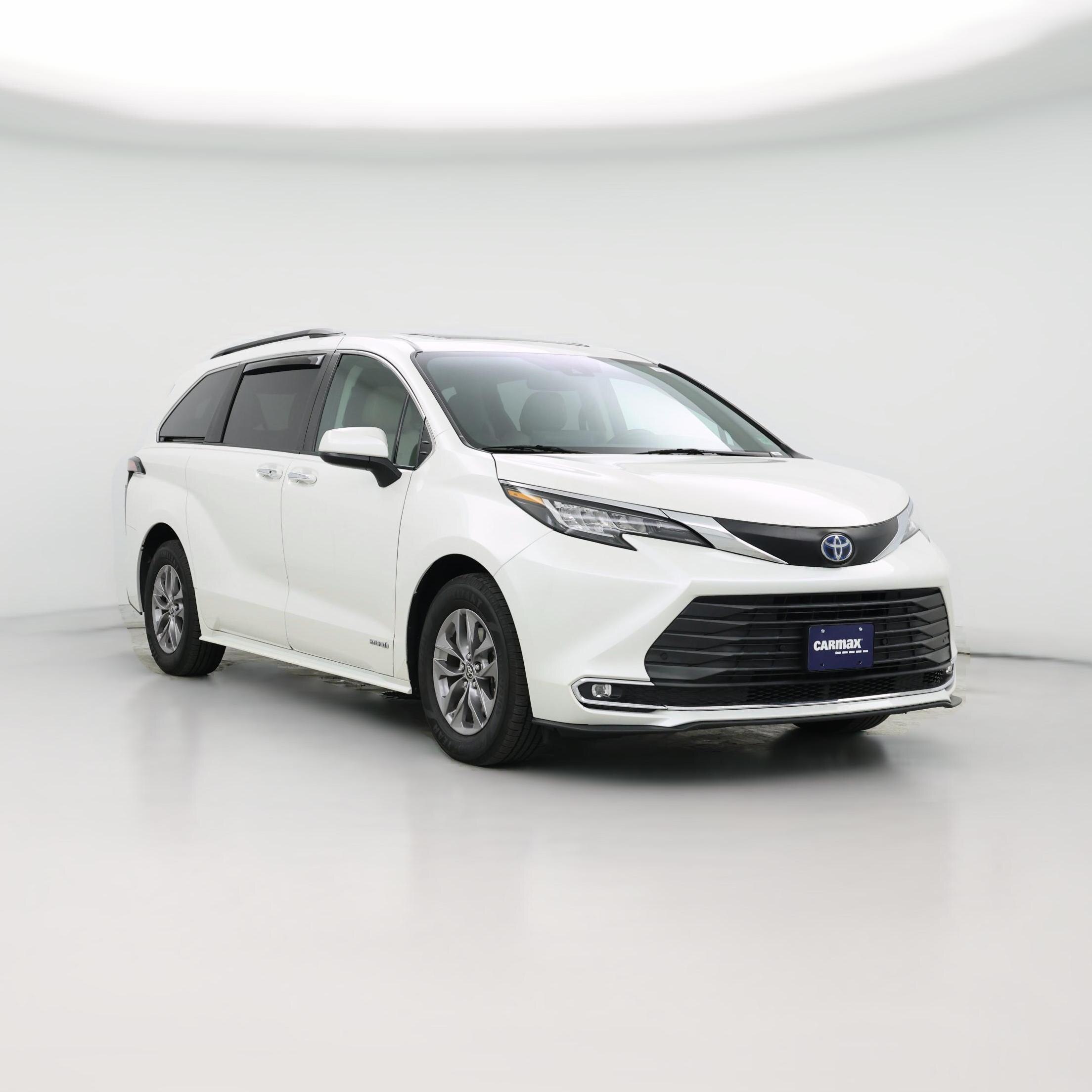 Thumbnail: 2021 Toyota Sienna - 1