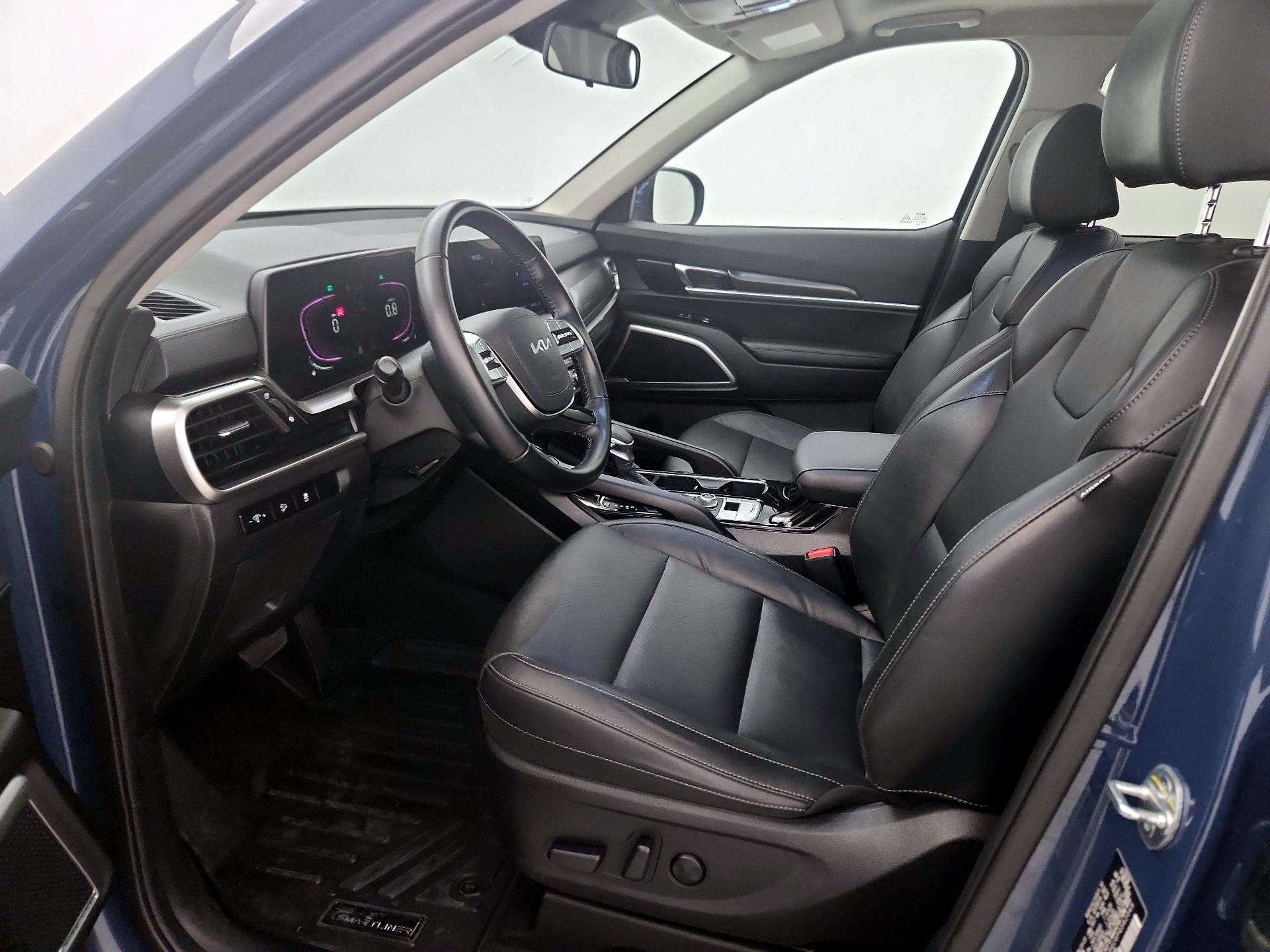 Thumbnail: 2023 Kia Telluride - 11