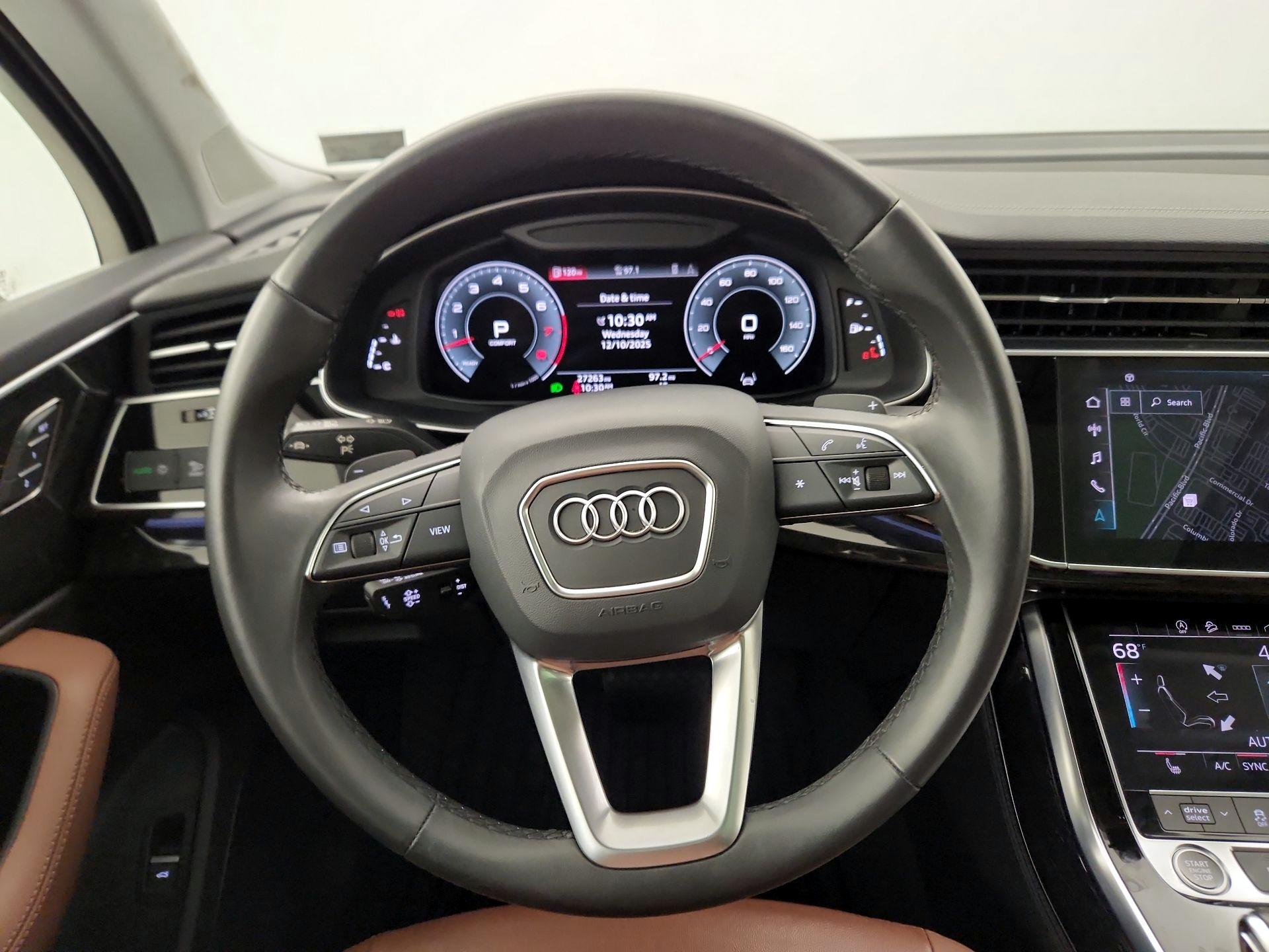 Thumbnail: 2023 Audi Q7 - 10