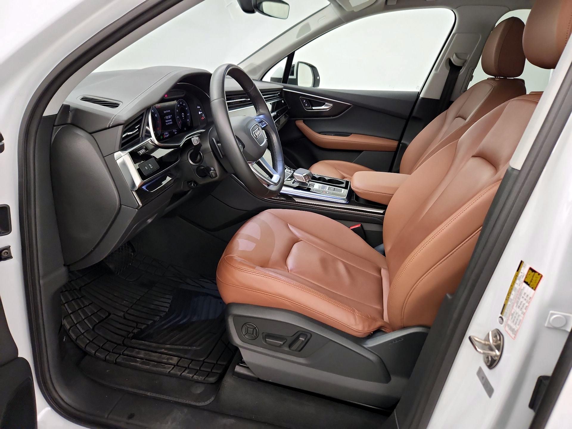 Thumbnail: 2023 Audi Q7 - 11