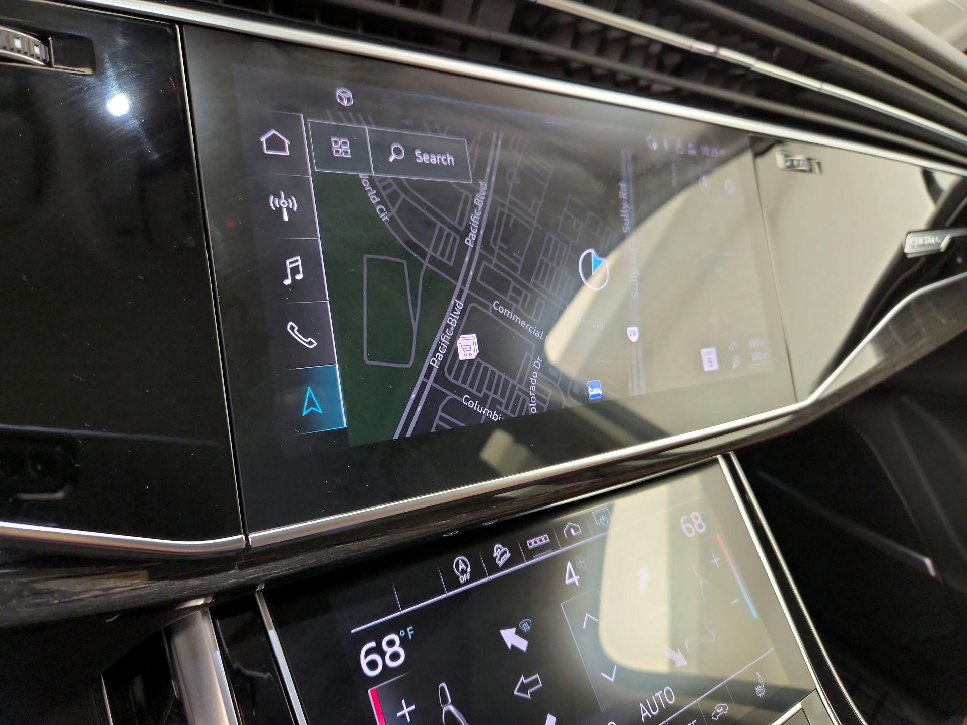 Thumbnail: 2023 Audi Q7 - 13