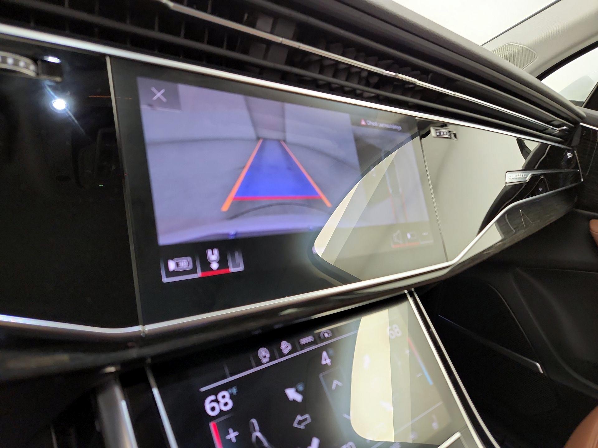 Thumbnail: 2023 Audi Q7 - 14