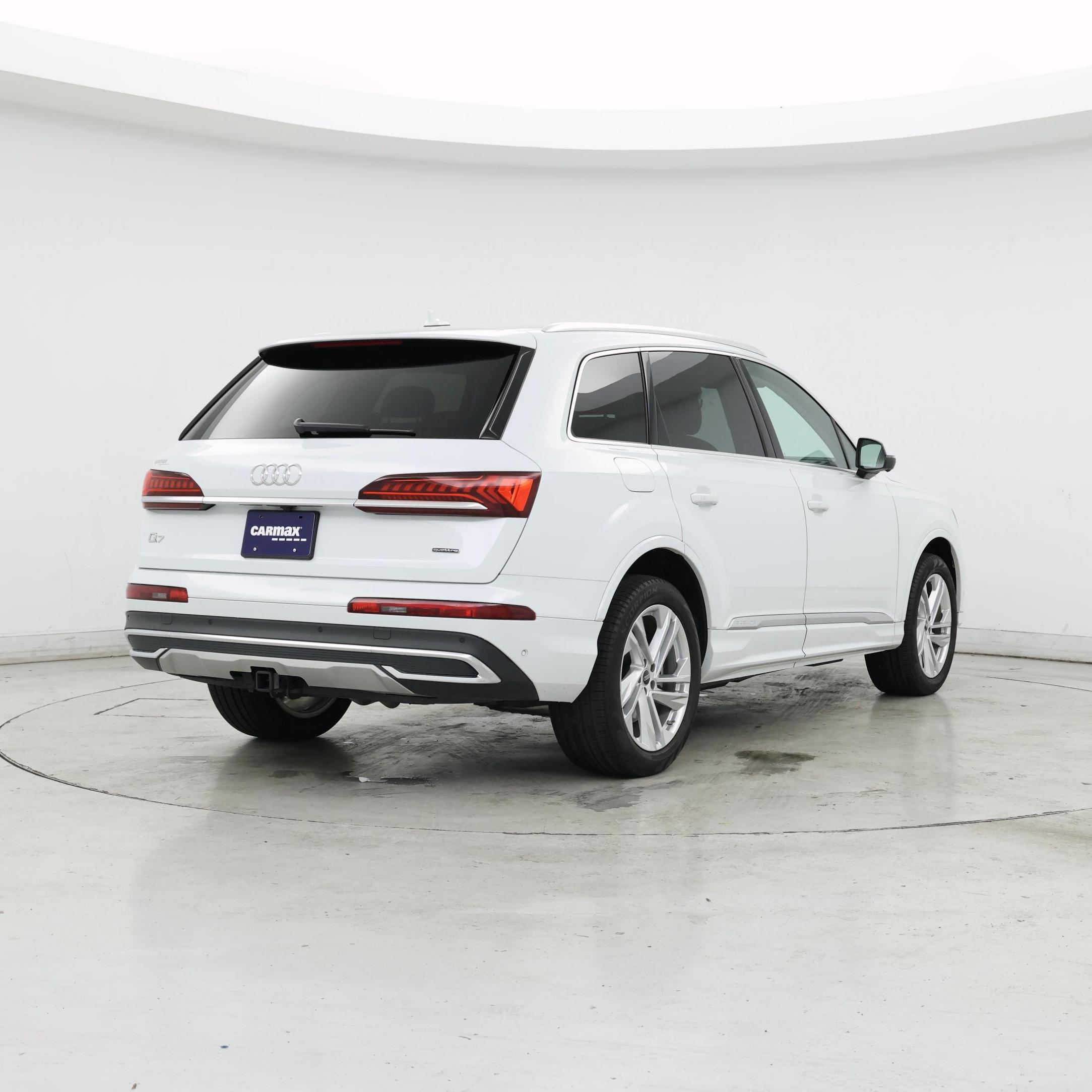 Thumbnail: 2023 Audi Q7 - 8