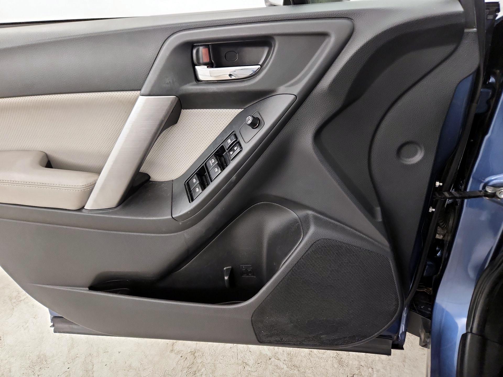 Thumbnail: 2014 Subaru Forester - 12