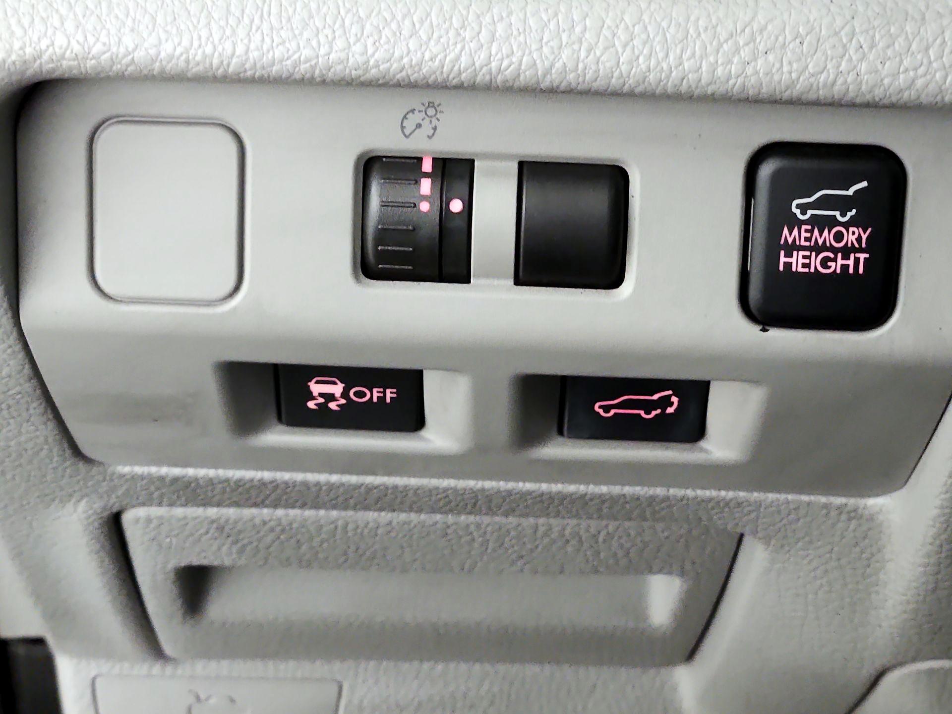 Thumbnail: 2014 Subaru Forester - 13