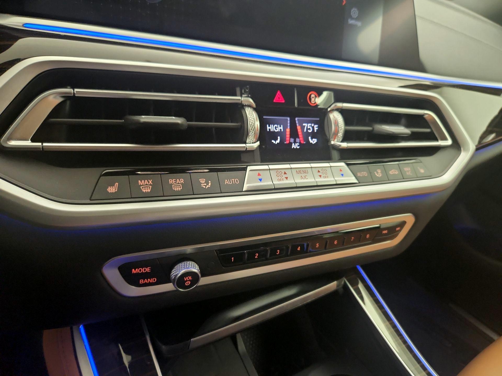 Thumbnail: 2021 BMW X5 - 17