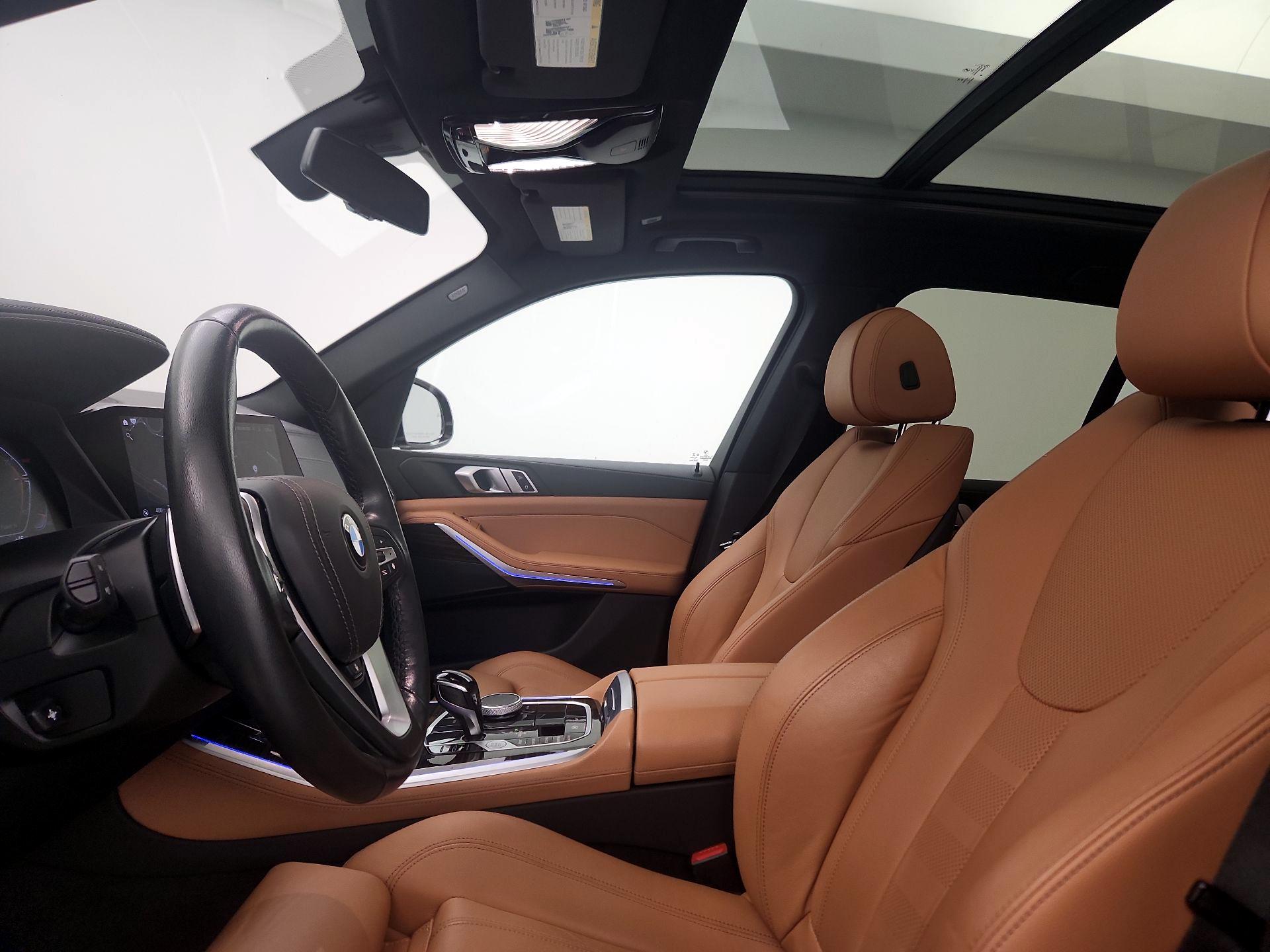 Thumbnail: 2021 BMW X5 - 20