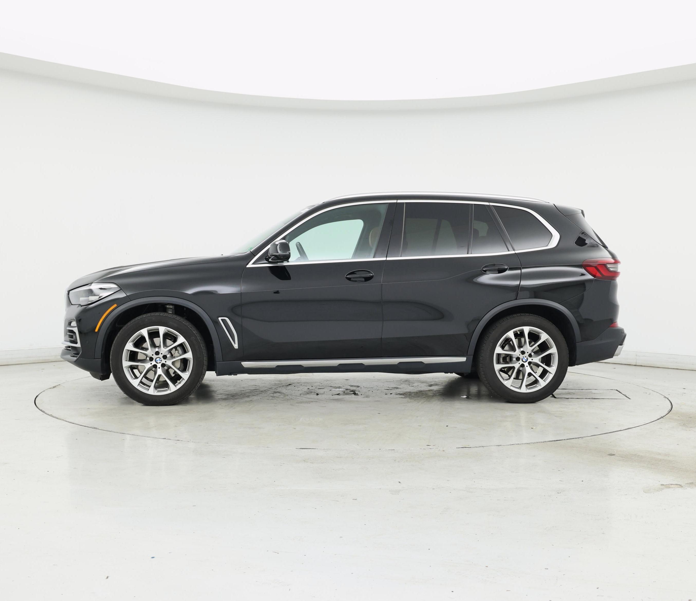 Thumbnail: 2021 BMW X5 - 3
