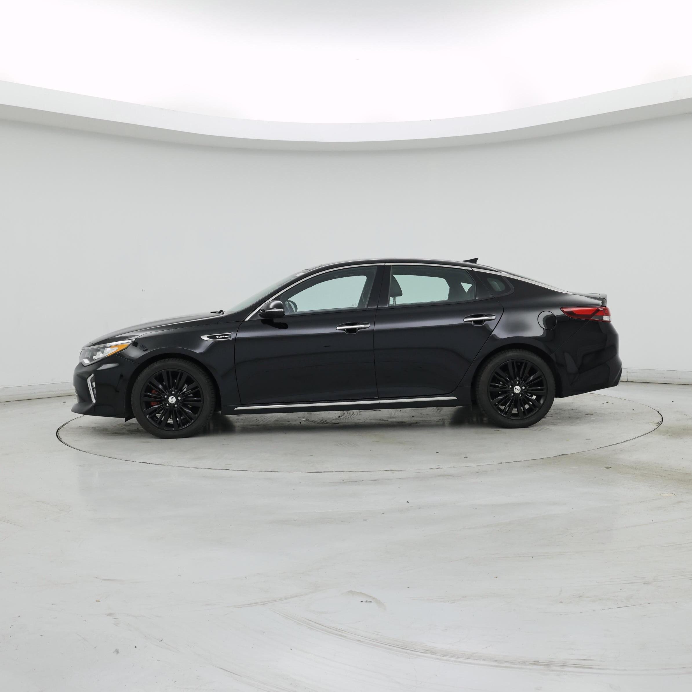 Thumbnail: 2018 Kia Optima - 3