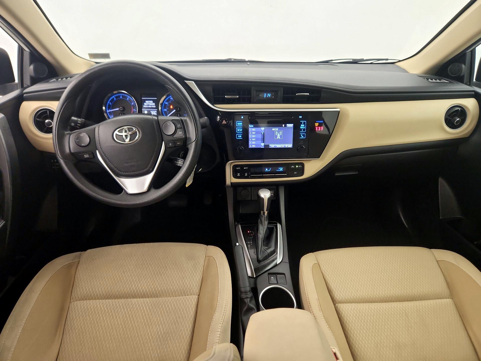 Thumbnail: 2018 Toyota Corolla - 9