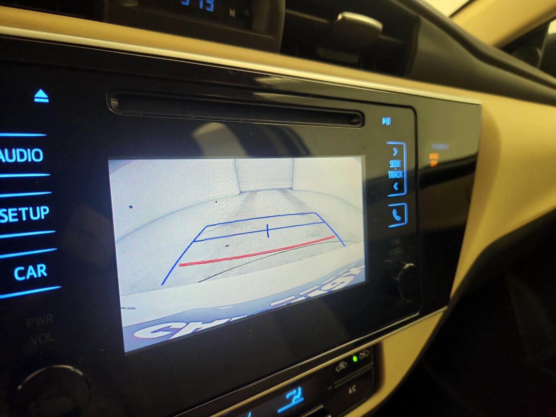 Thumbnail: 2018 Toyota Corolla - 14