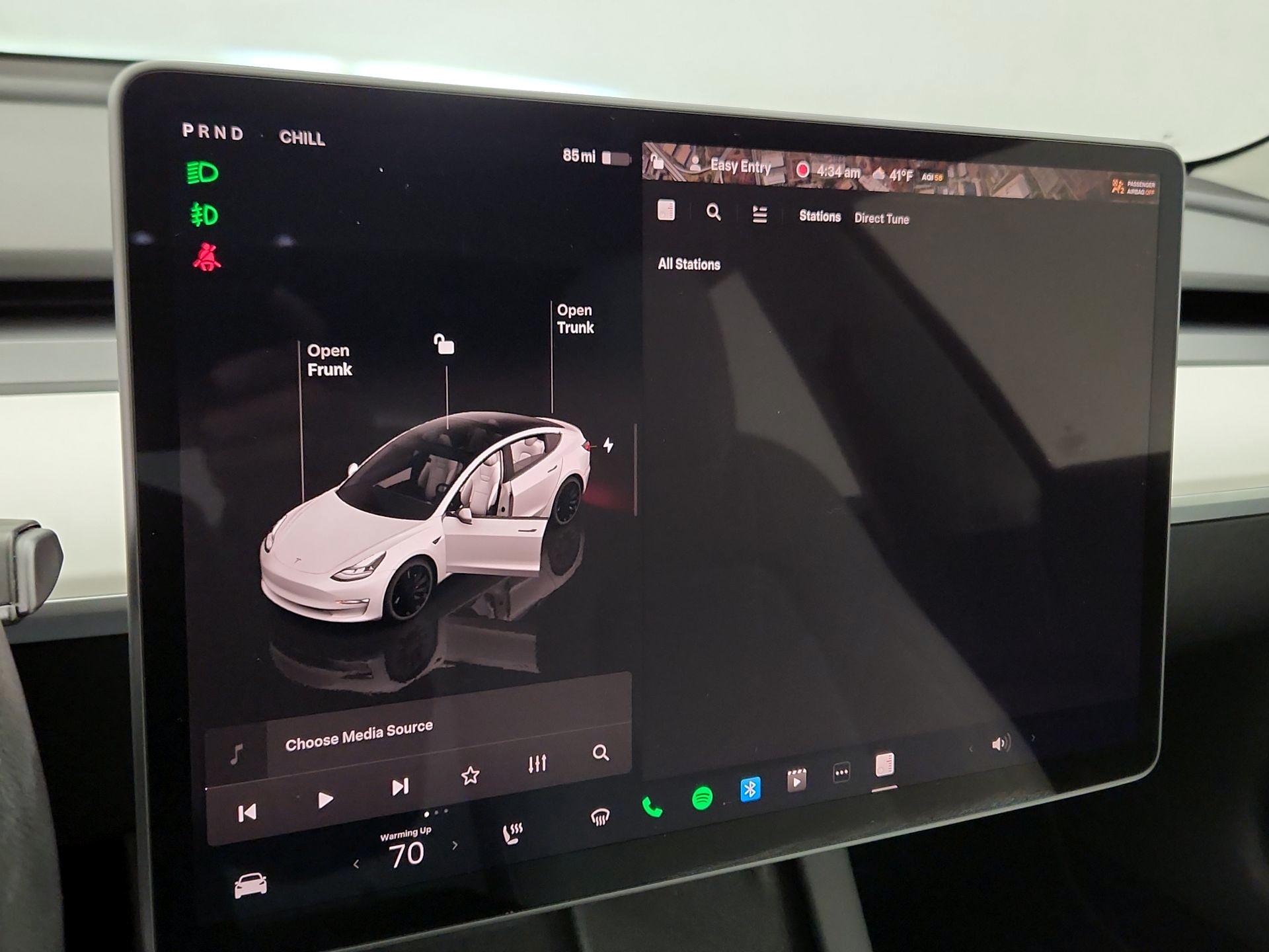 Thumbnail: 2023 Tesla Model 3 - 16