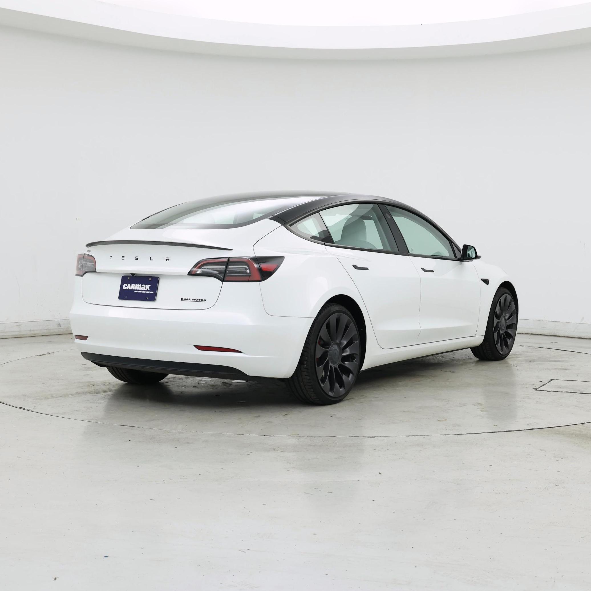 Thumbnail: 2023 Tesla Model 3 - 8