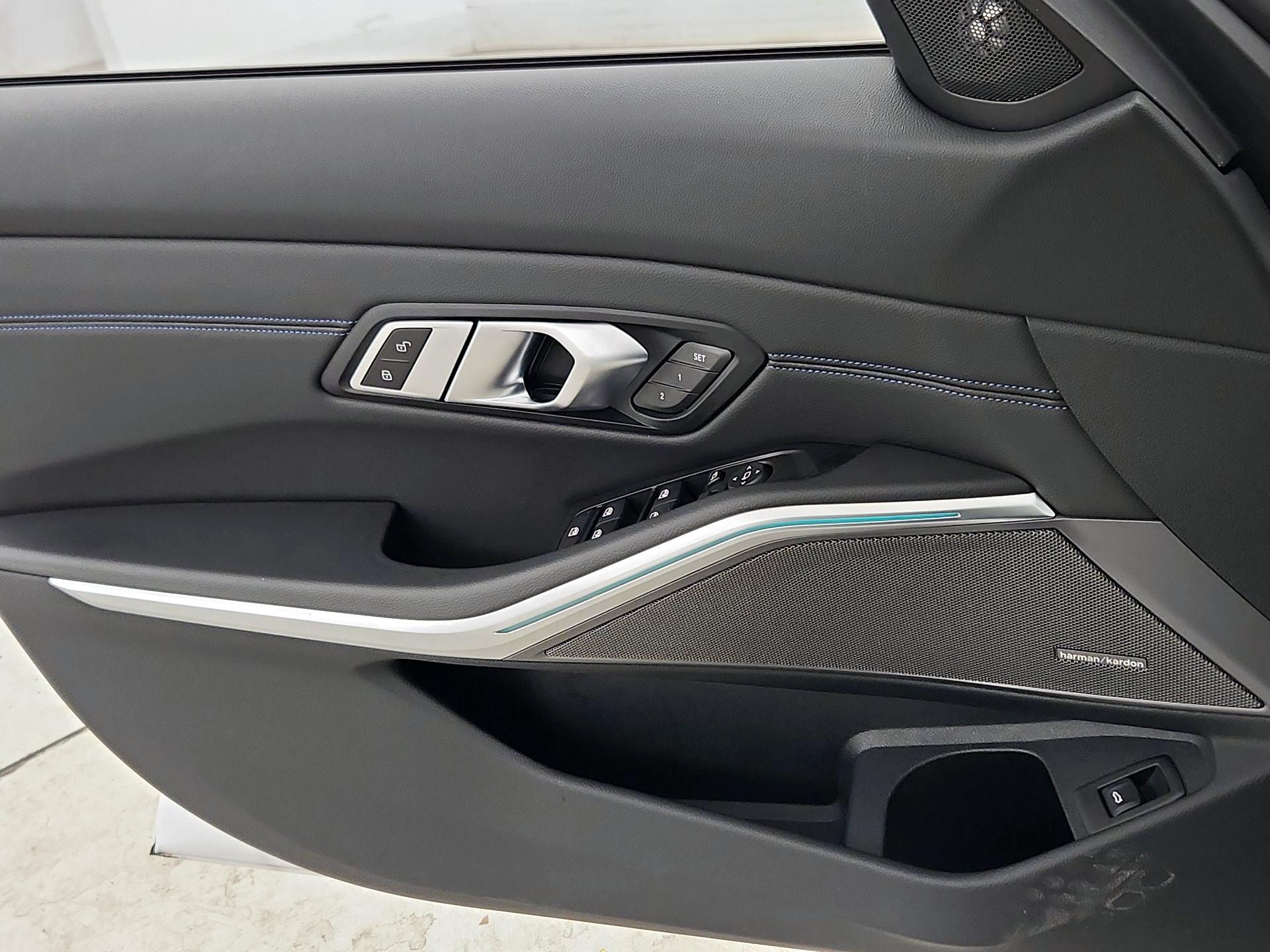 Thumbnail: 2020 BMW 3 Series - 12