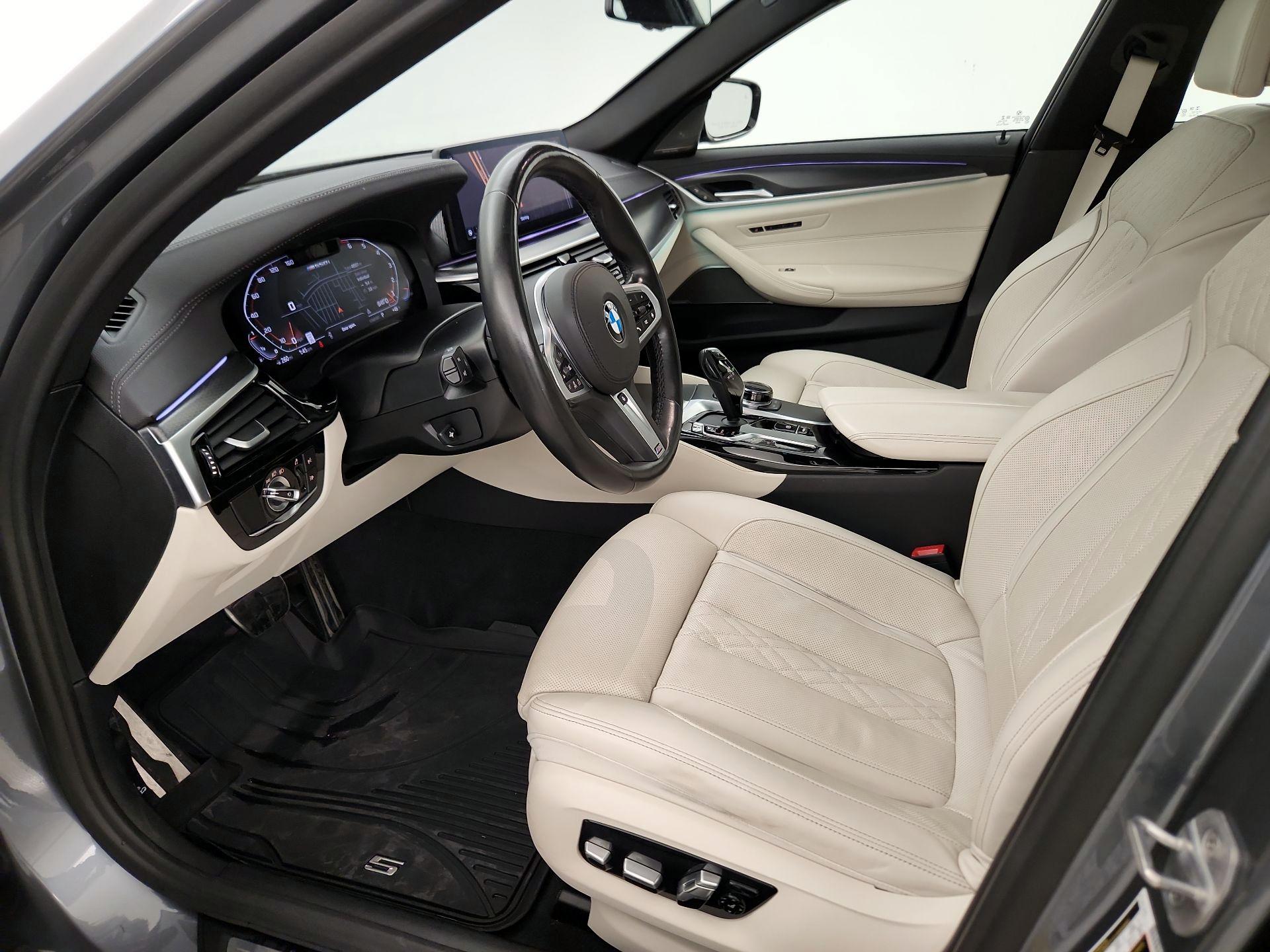 Thumbnail: 2021 BMW 5 Series - 11