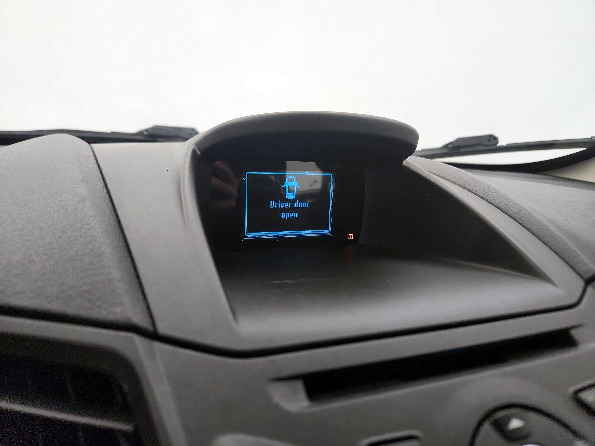 Thumbnail: 2016 Ford Fiesta - 14