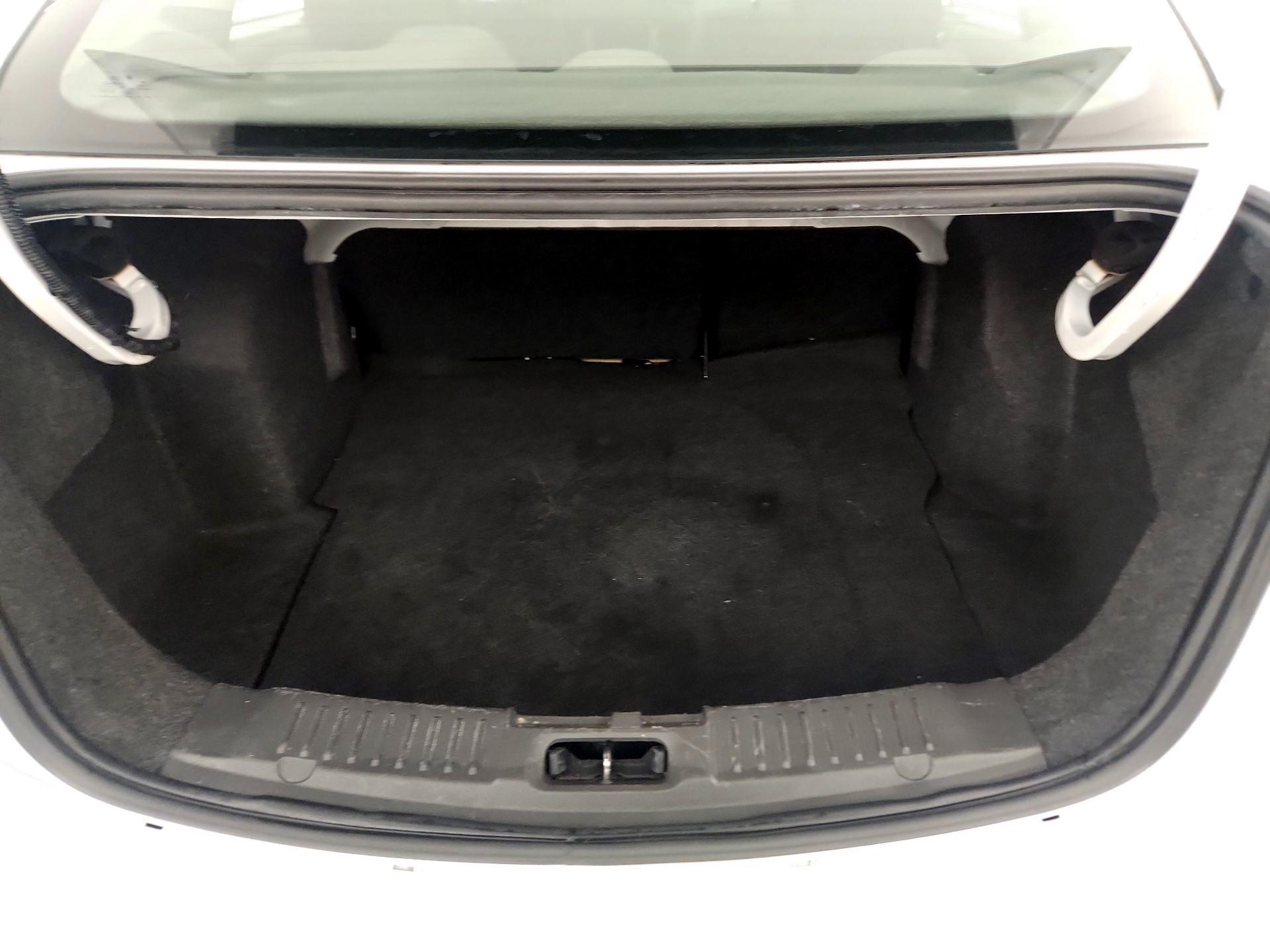 Thumbnail: 2016 Ford Fiesta - 18