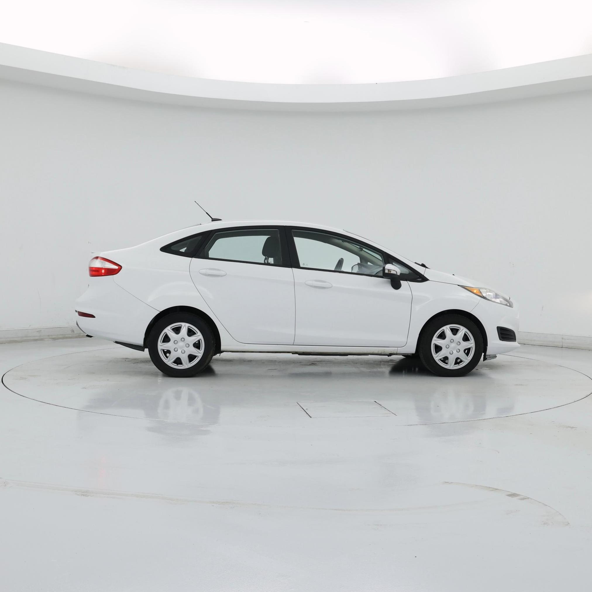 Thumbnail: 2016 Ford Fiesta - 7