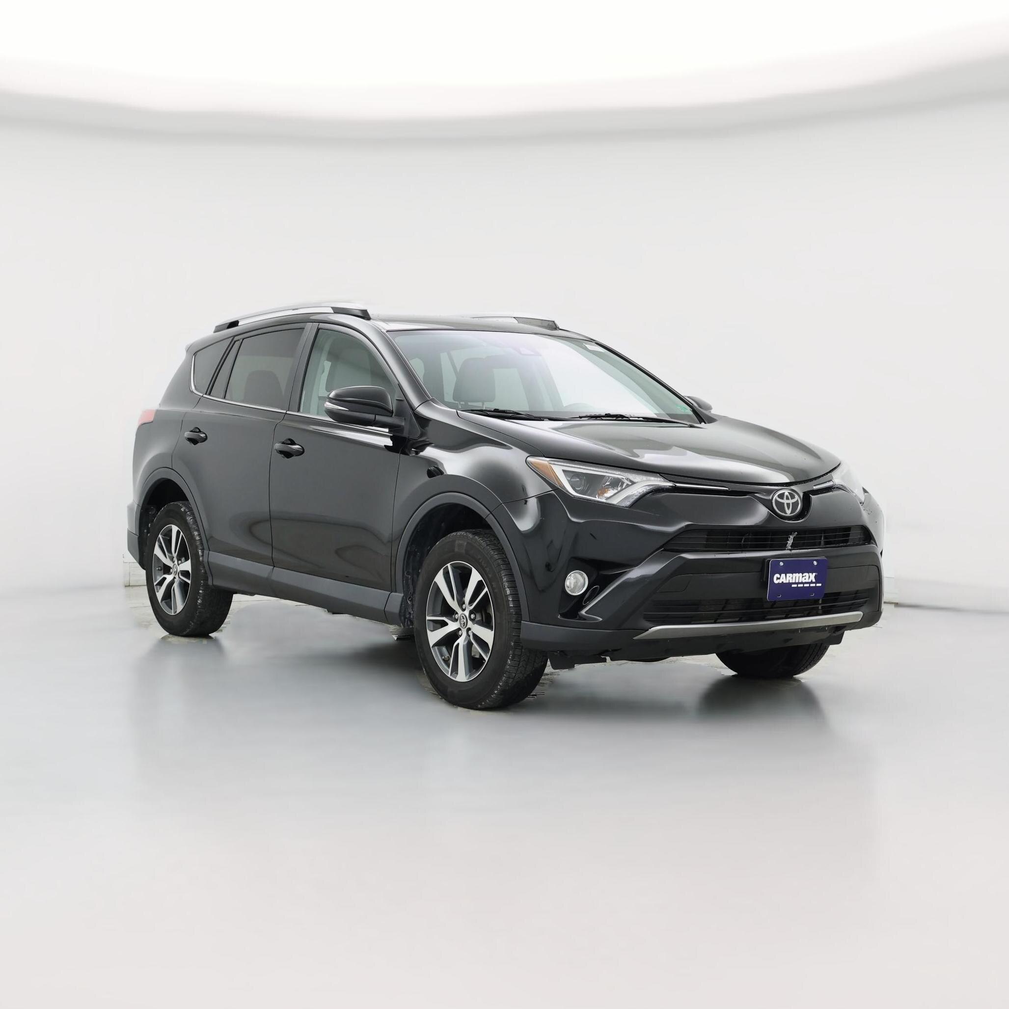 Thumbnail: 2017 Toyota RAV4 - 1