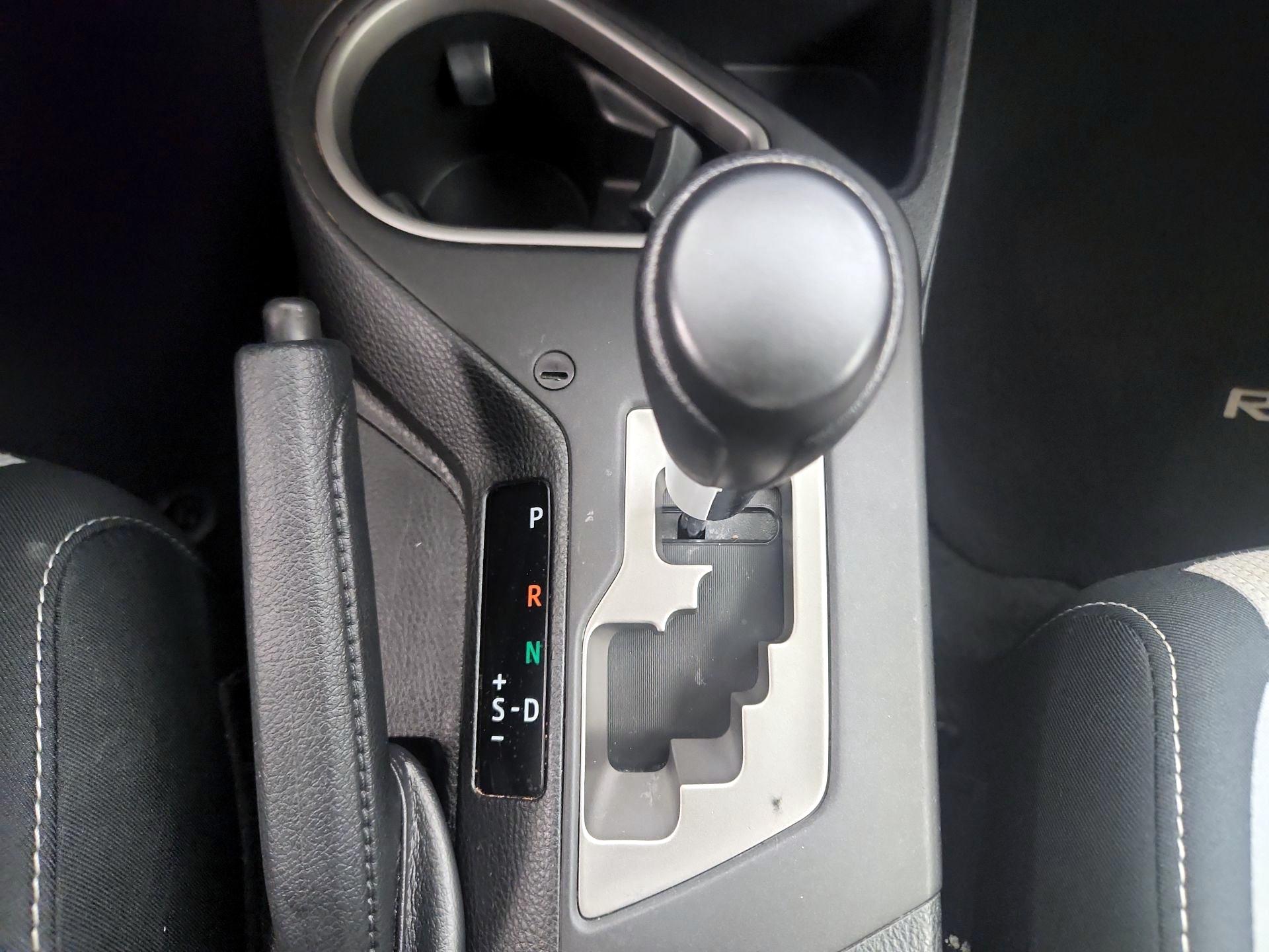 Thumbnail: 2017 Toyota RAV4 - 17