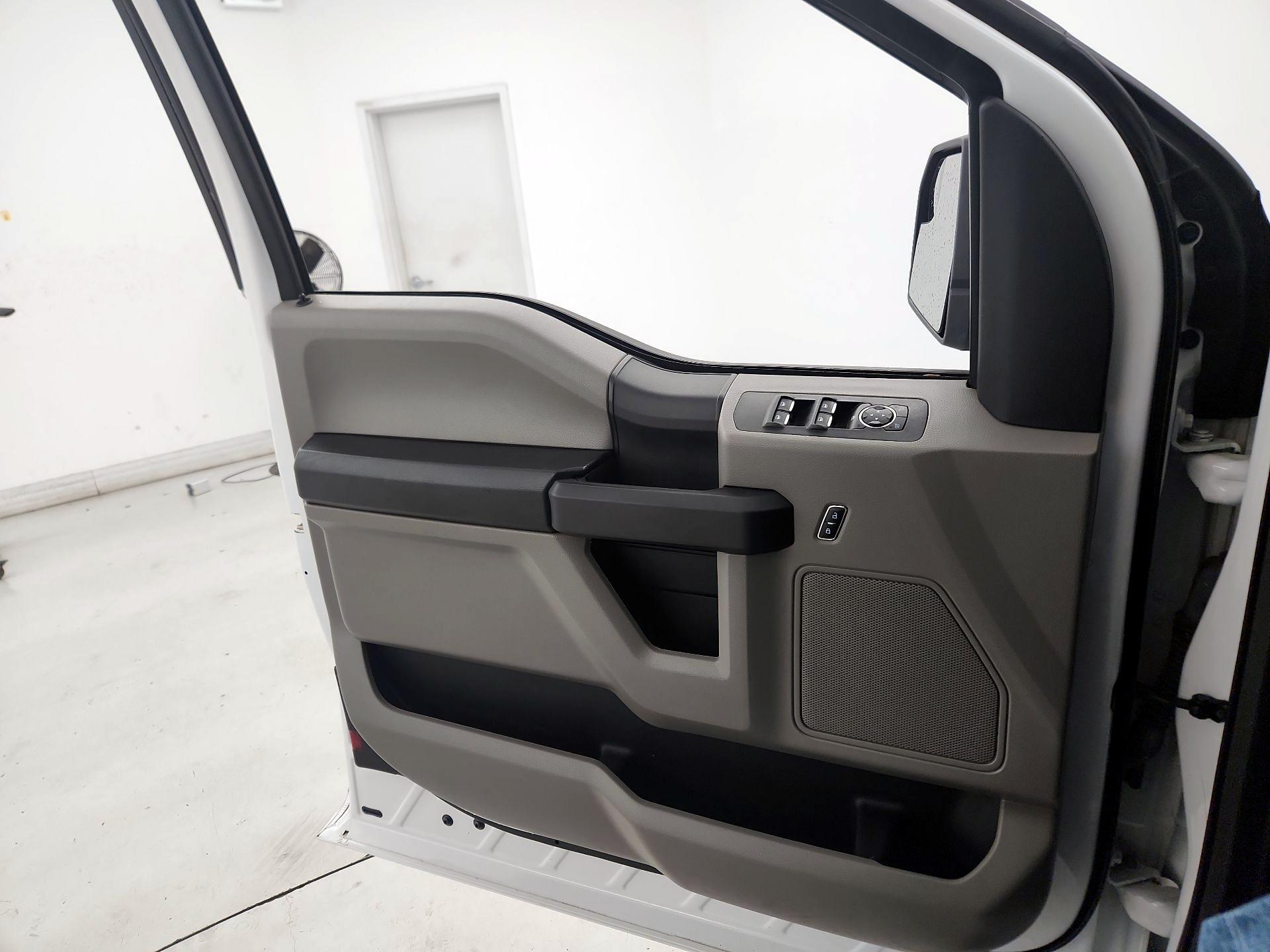 Thumbnail: 2018 Ford F-150 - 12