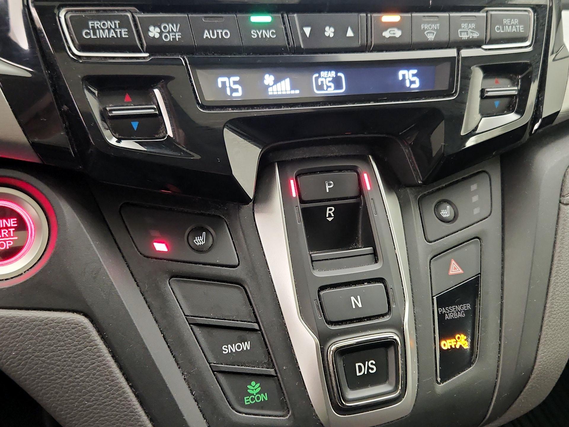 Thumbnail: 2019 Honda Odyssey - 17