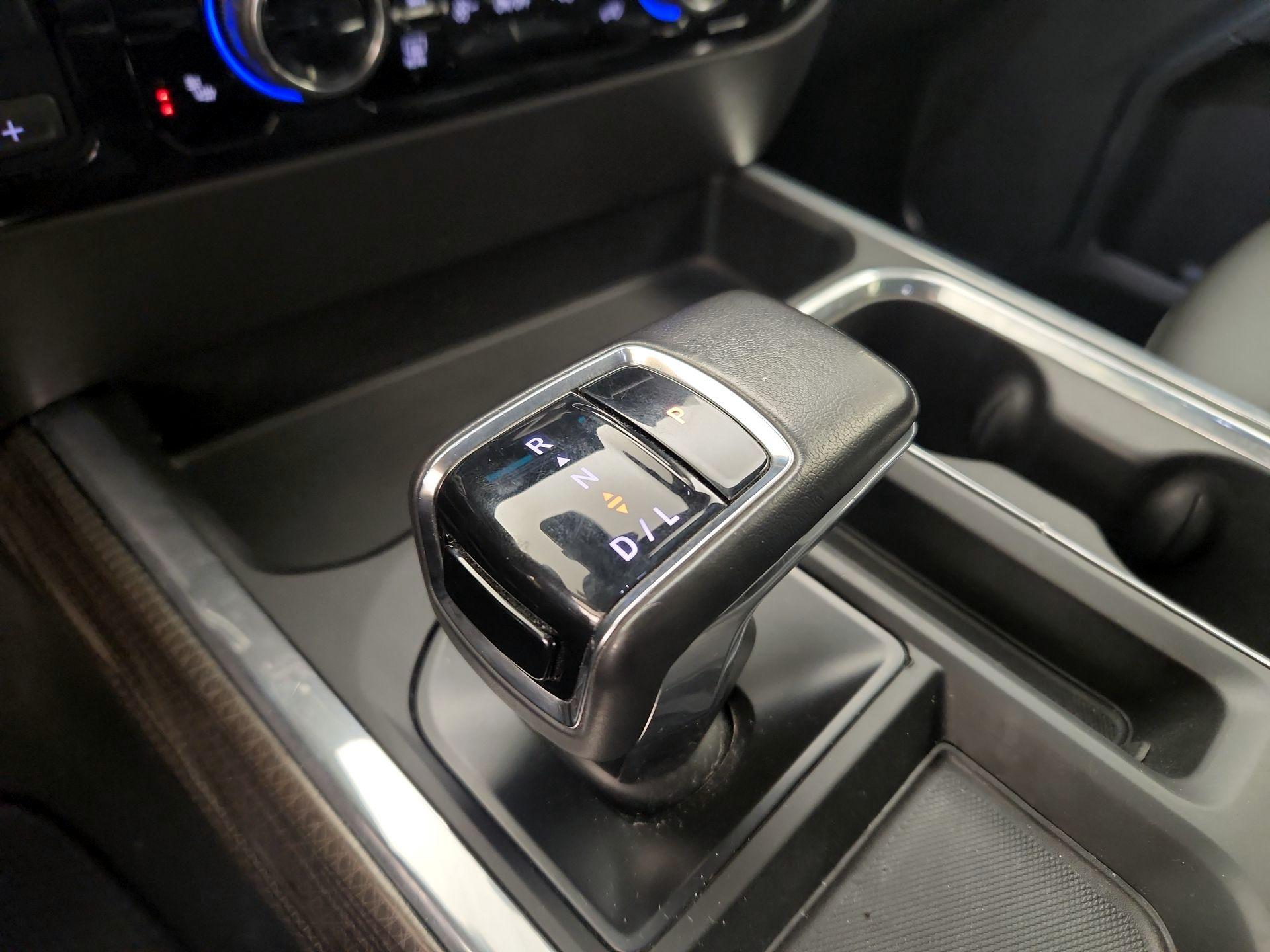 Thumbnail: 2022 Chevrolet Silverado 1500 - 18