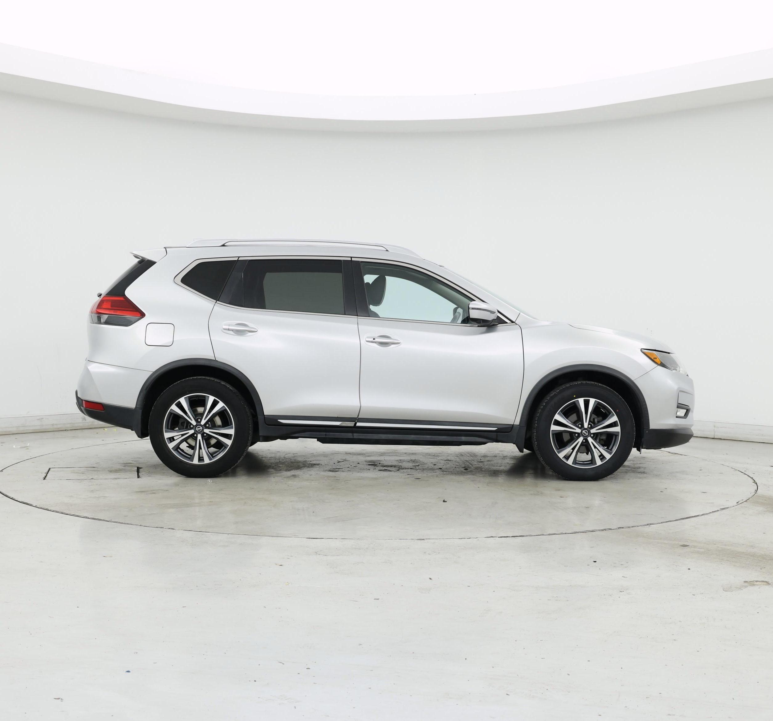 Thumbnail: 2017 Nissan Rogue - 7