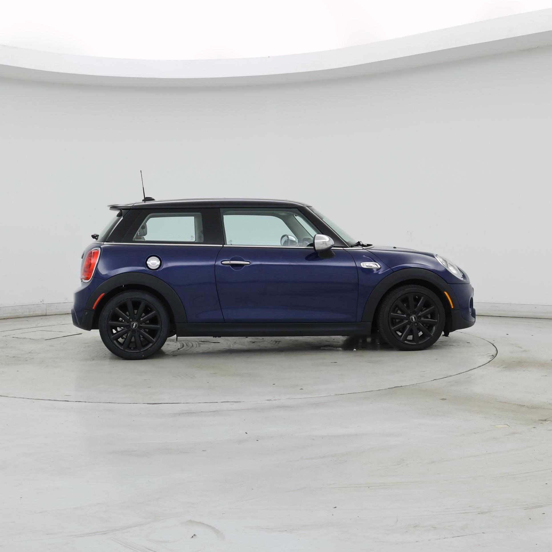 Thumbnail: 2015 MINI Cooper Hardtop - 7