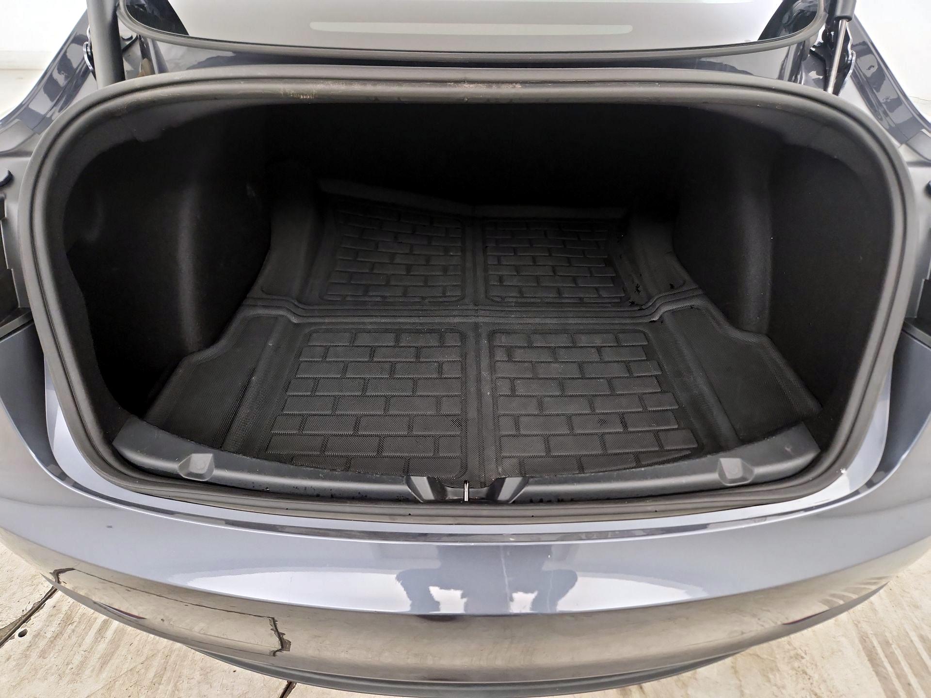 Thumbnail: 2023 Tesla Model 3 - 20