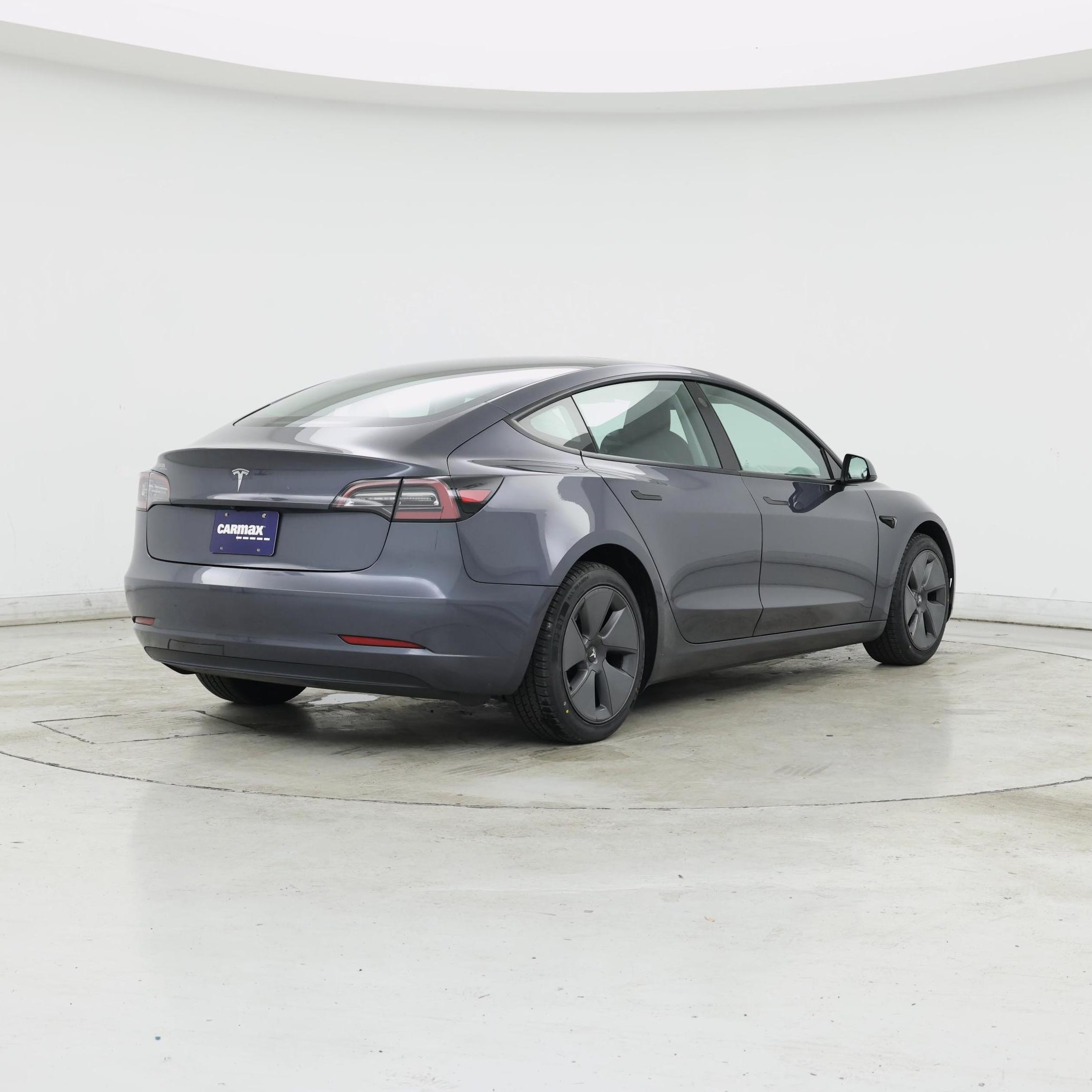 Thumbnail: 2023 Tesla Model 3 - 8