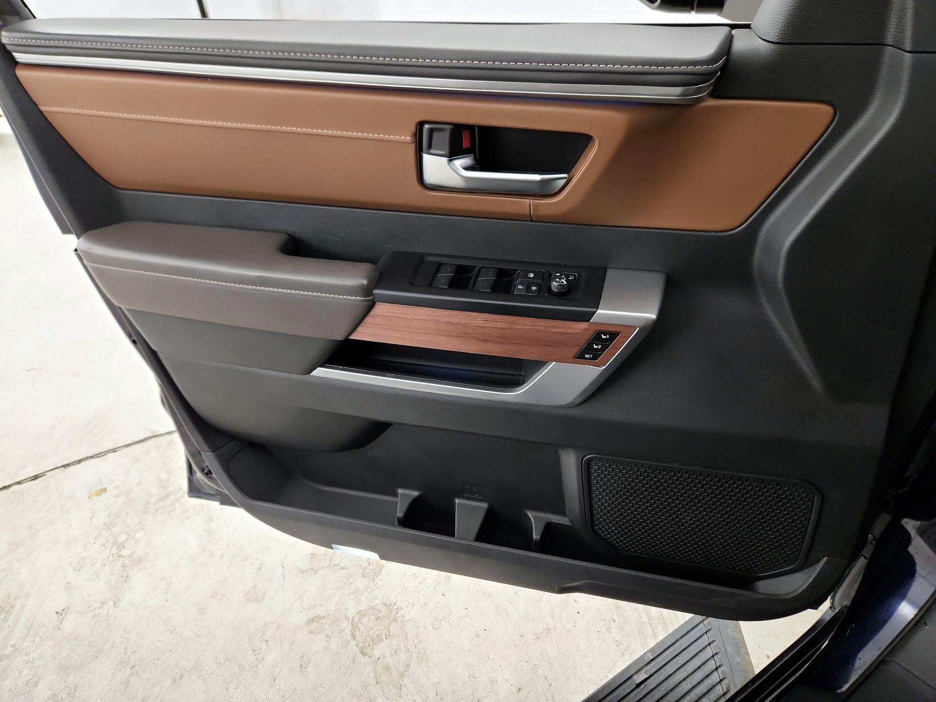 Thumbnail: 2024 Toyota Tundra - 12