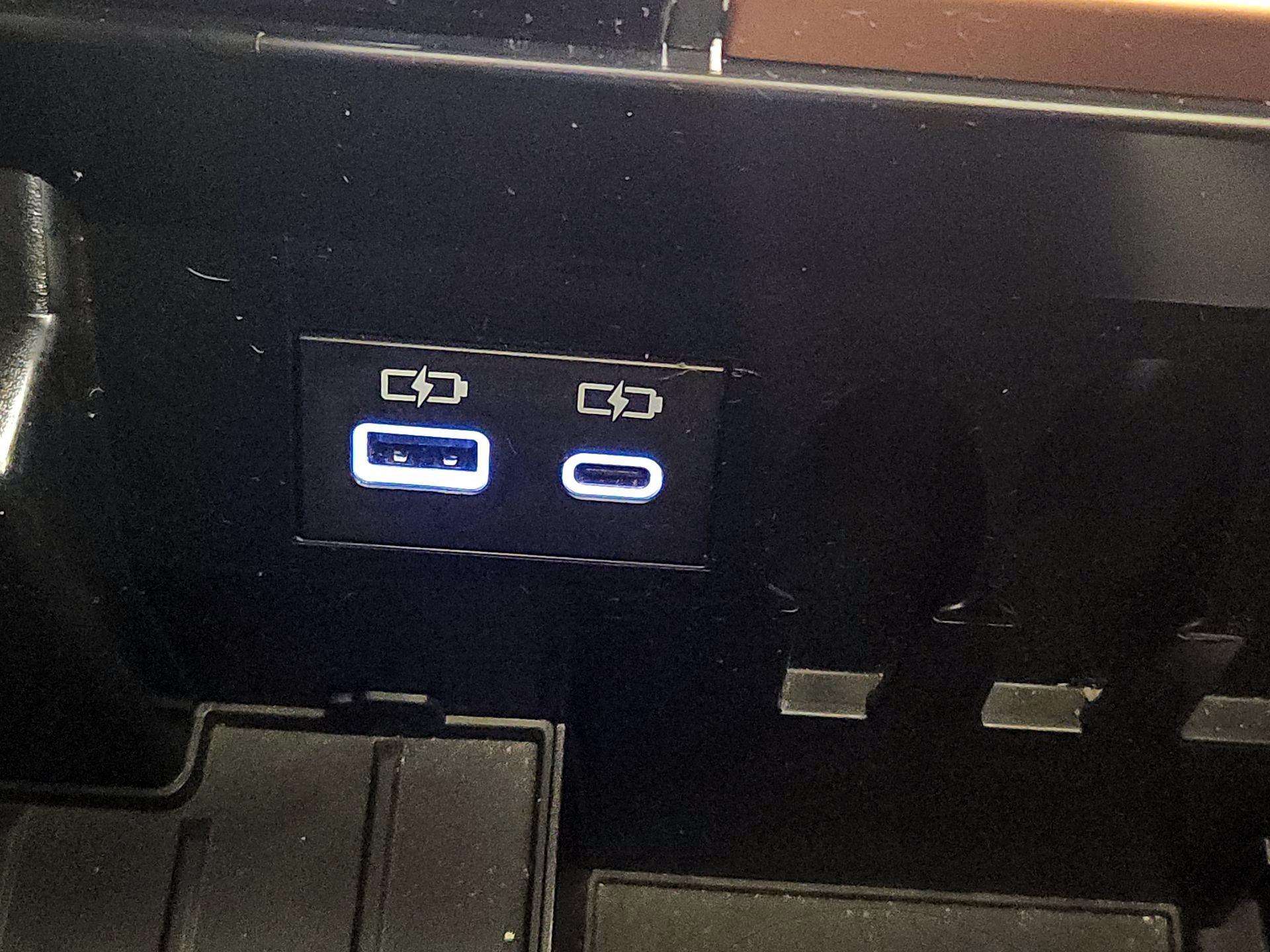 Thumbnail: 2024 Toyota Tundra - 19